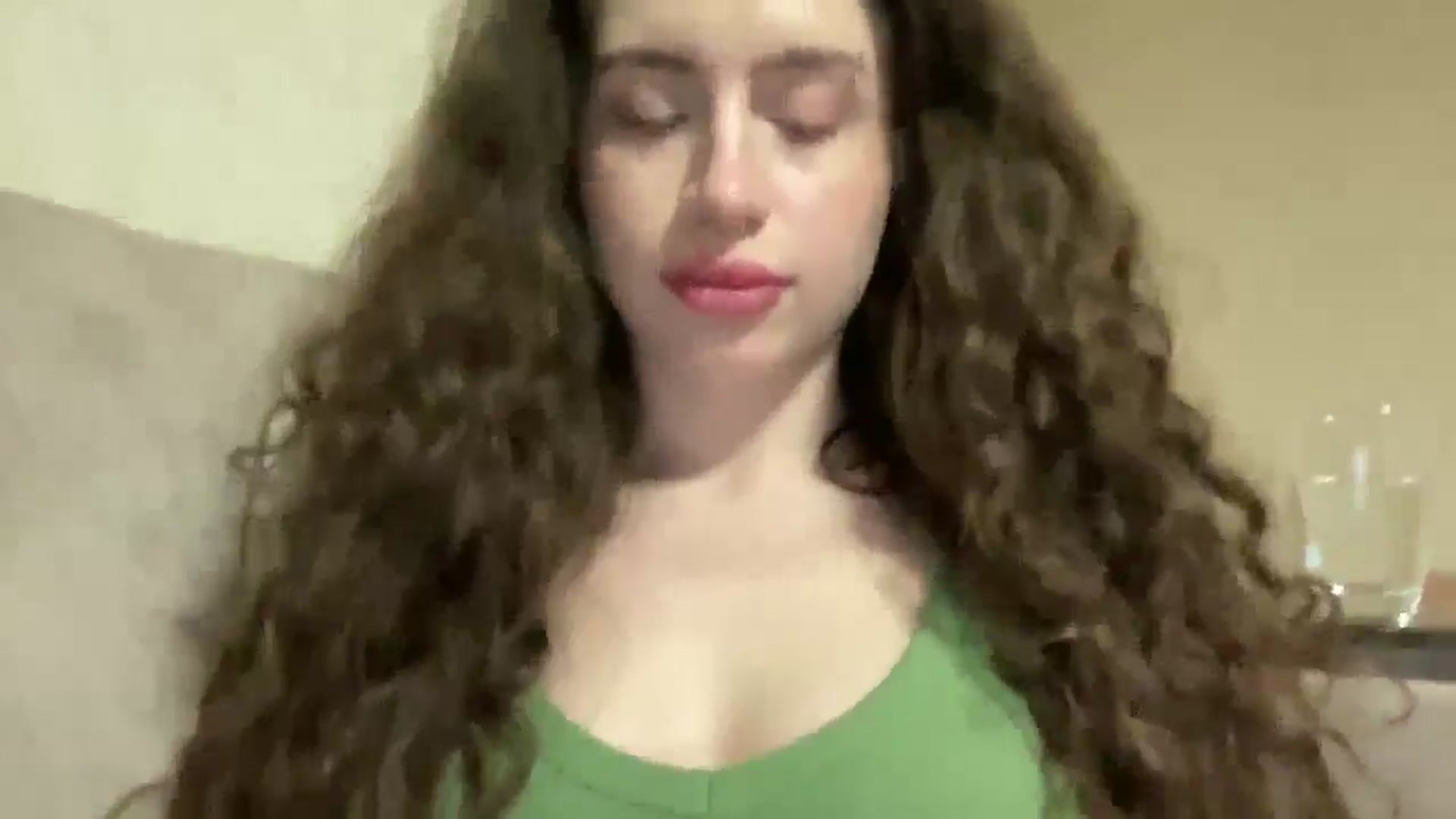 Gallery image thumbnail from CurlyDream's myfreecams stream on, 02/06/2026, 17:41 image 14 of 20