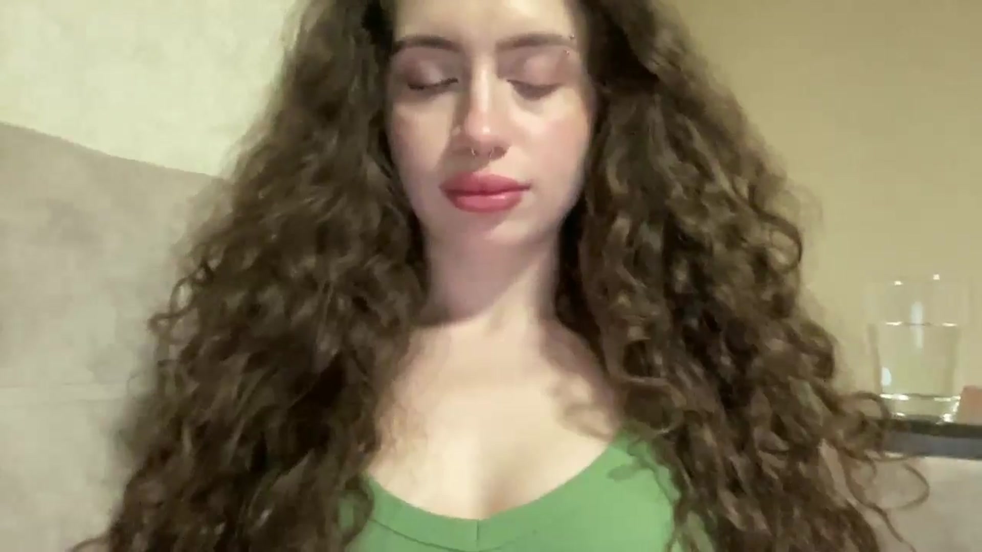 Gallery image thumbnail from CurlyDream's myfreecams stream on, 02/06/2026, 17:41 image 16 of 20