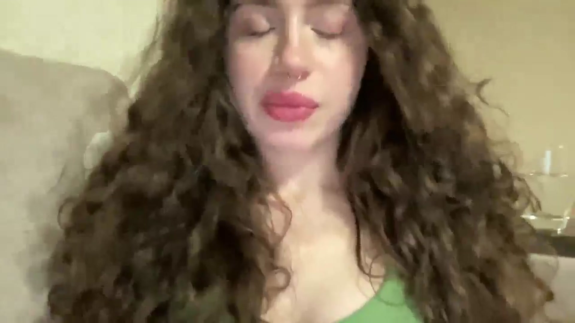 Gallery image thumbnail from CurlyDream's myfreecams stream on, 02/06/2026, 18:29 image 19 of 20