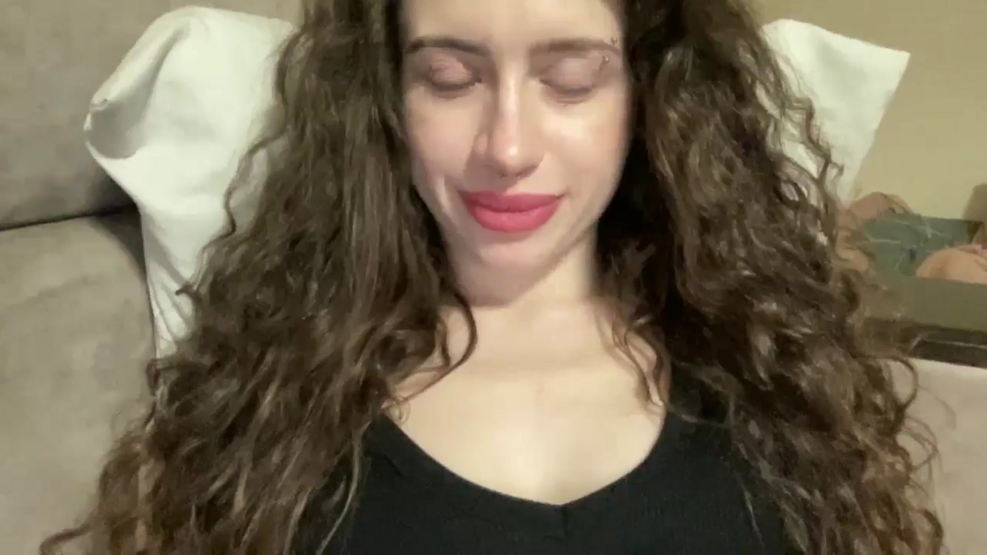 Gallery image thumbnail from CurlyDream's myfreecams stream on, 02/09/2026, 19:38 image 5 of 20