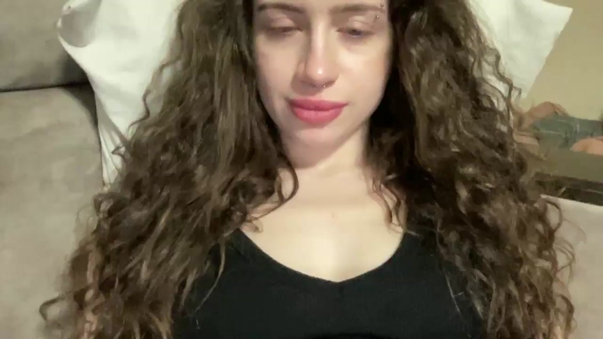 Gallery image thumbnail from CurlyDream's myfreecams stream on, 02/09/2026, 19:38 image 7 of 20