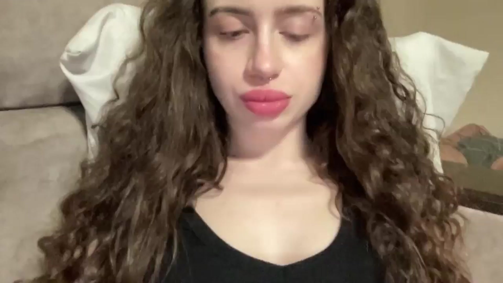 Gallery image thumbnail from CurlyDream's myfreecams stream on, 02/09/2026, 19:38 image 1 of 20