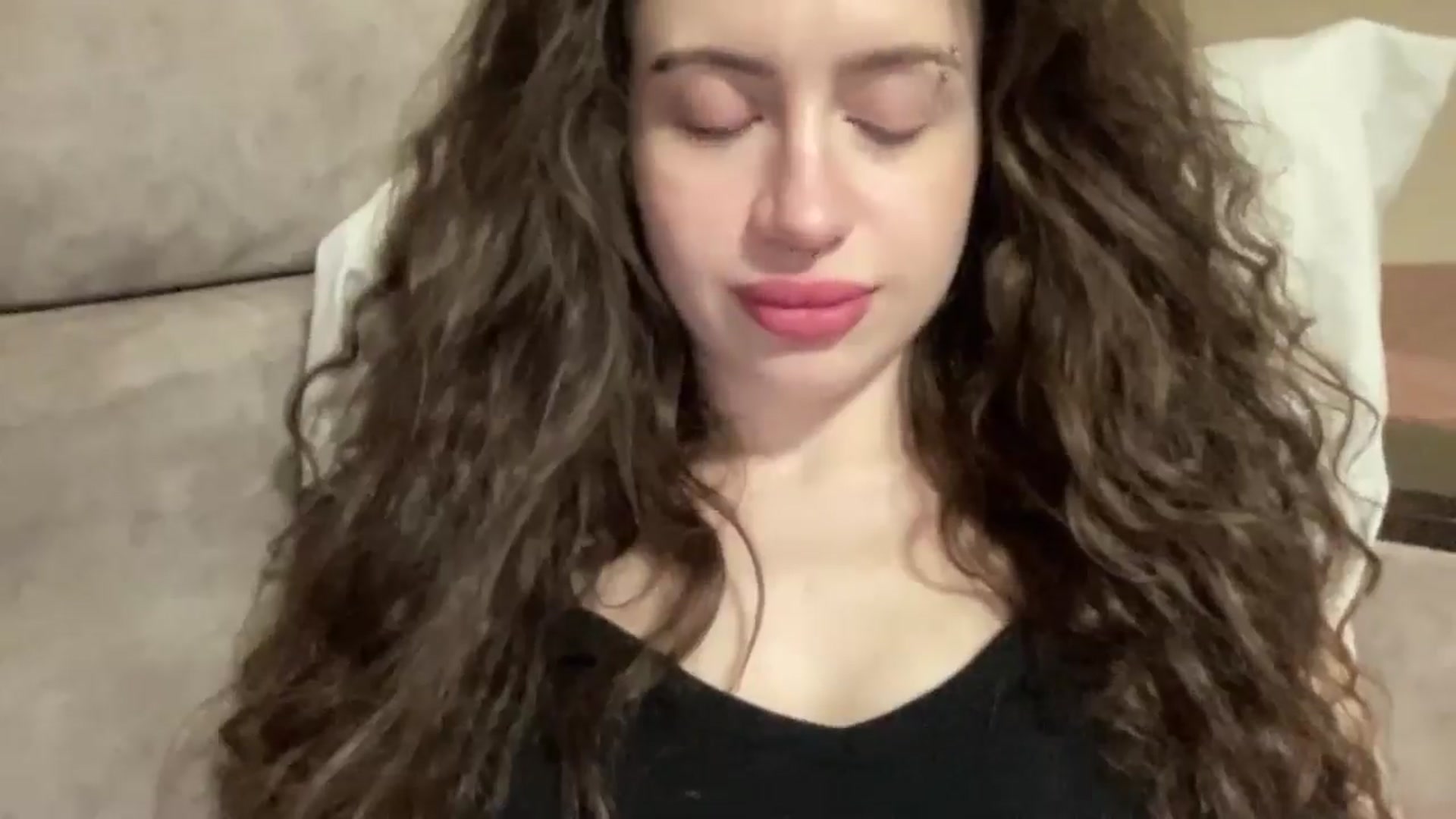 Gallery image thumbnail from CurlyDream's myfreecams stream on, 02/10/2026, 19:13 image 3 of 20
