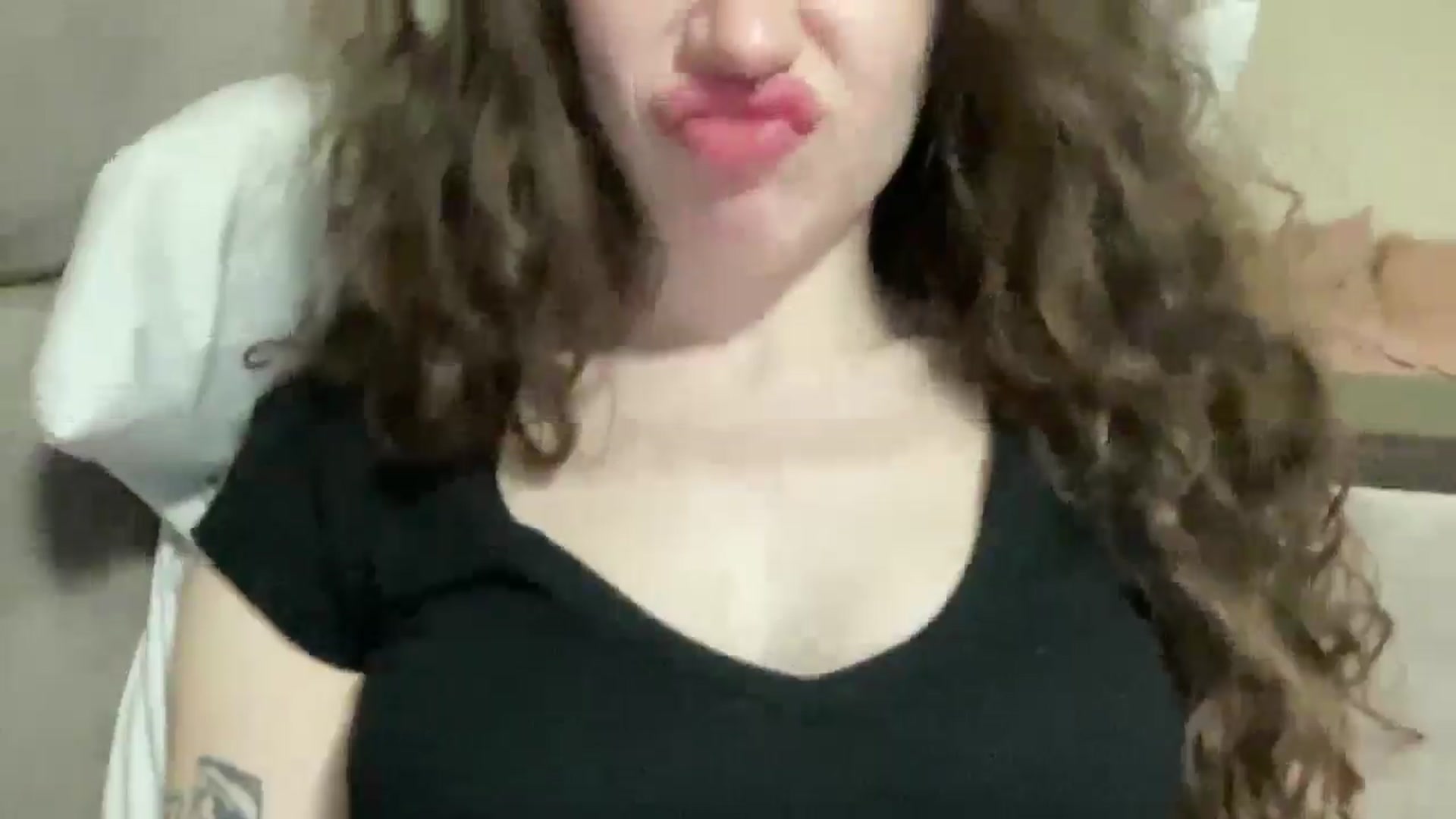 Gallery image thumbnail from CurlyDream's myfreecams stream on, 02/10/2026, 20:20 image 20 of 20