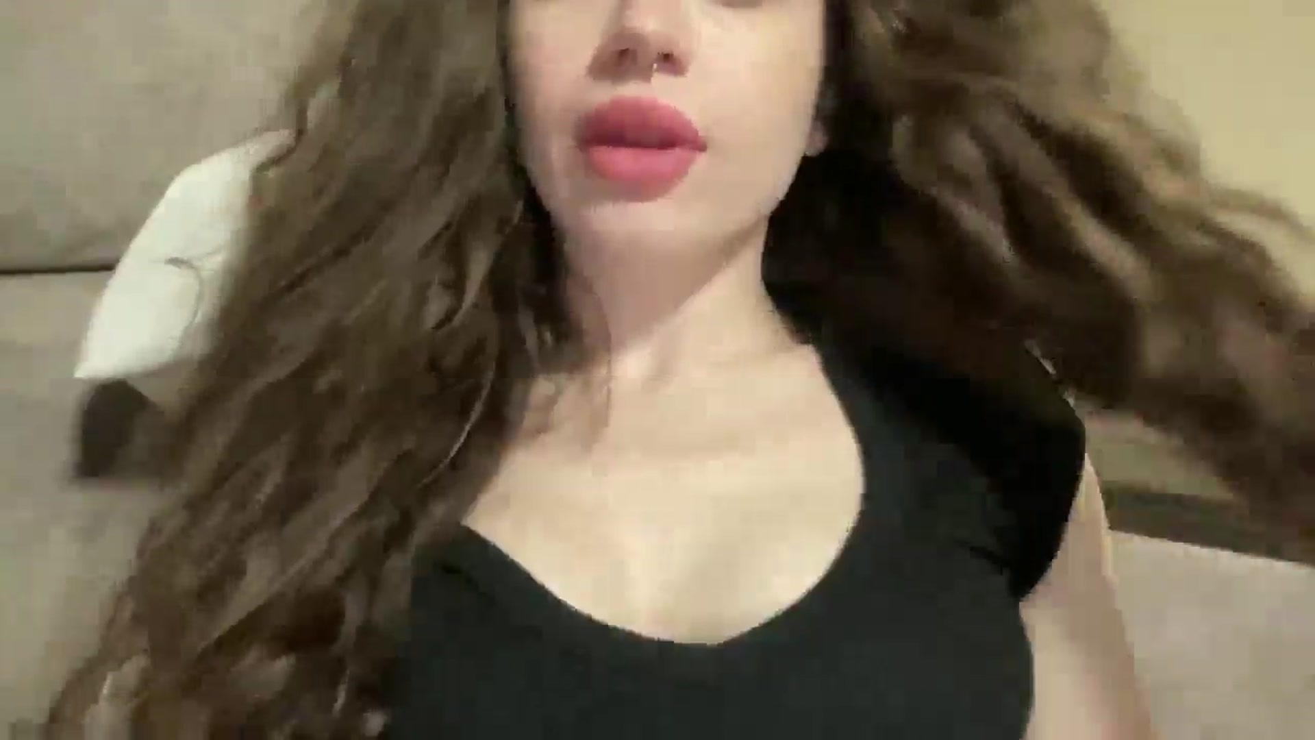 Gallery image thumbnail from CurlyDream's myfreecams stream on, 02/10/2026, 20:20 image 4 of 20