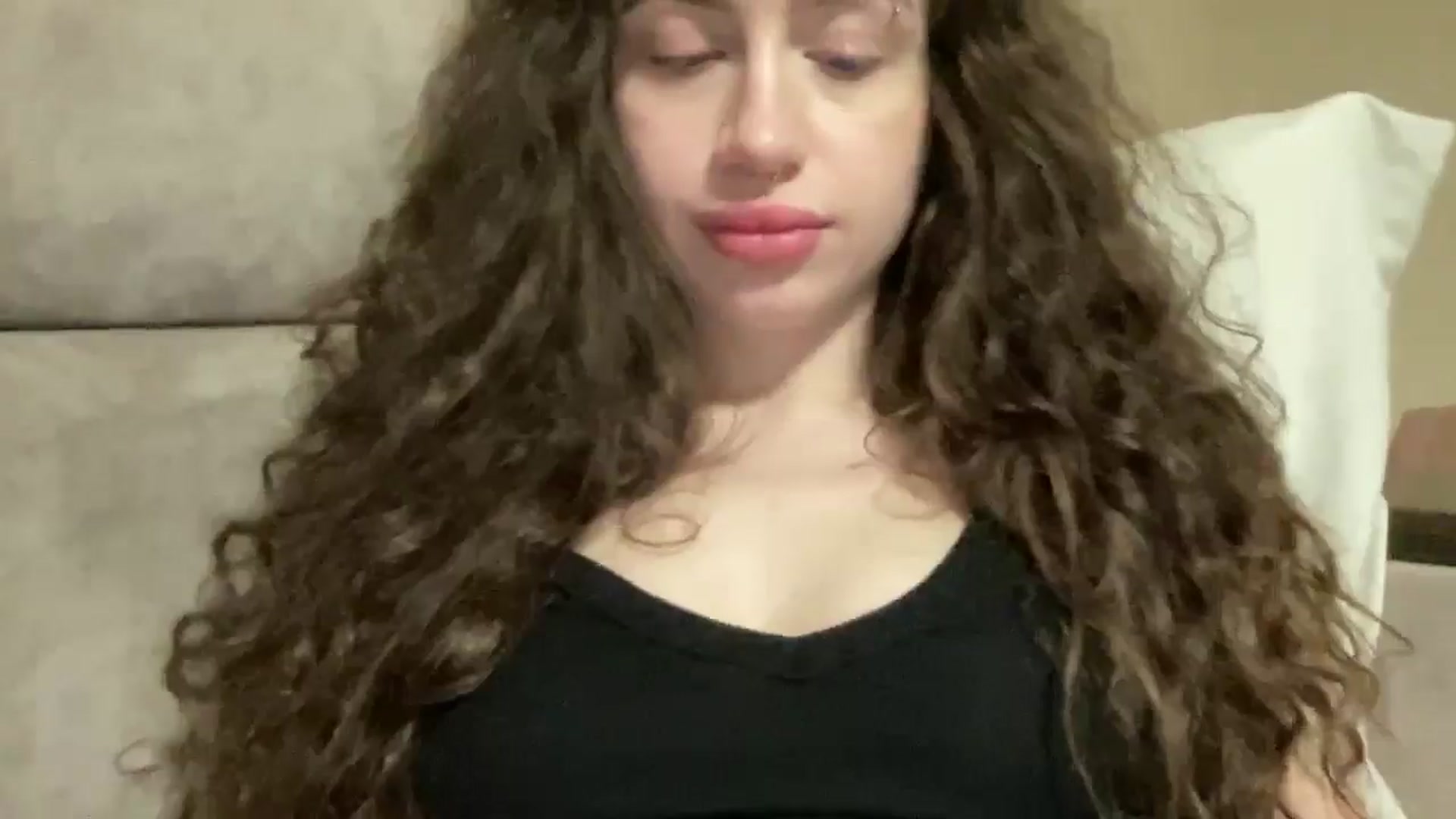 Gallery image thumbnail from CurlyDream's myfreecams stream on, 02/10/2026, 20:20 image 17 of 20