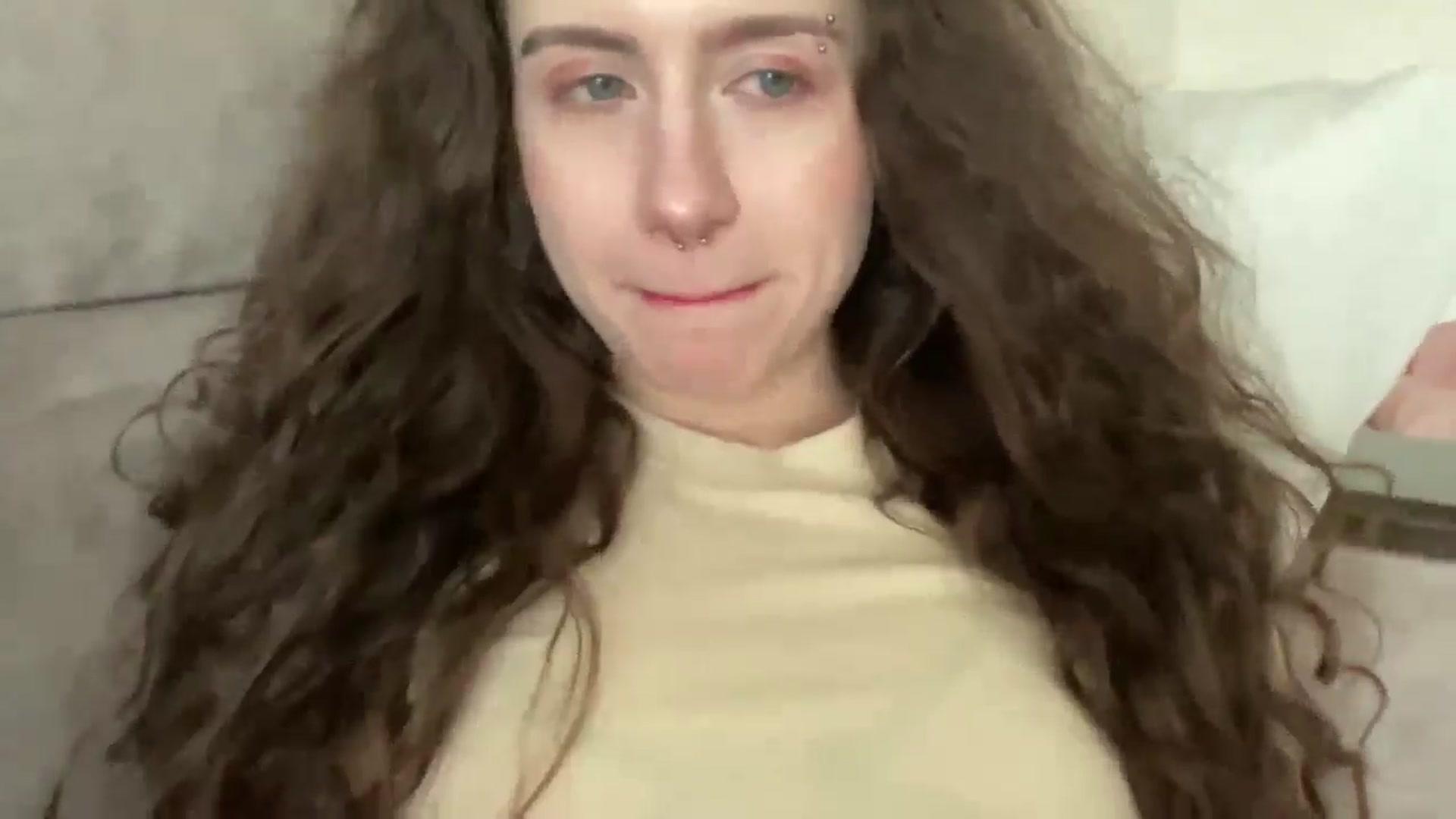 Gallery image thumbnail from CurlyDream's myfreecams stream on, 02/11/2026, 13:37 image 2 of 20