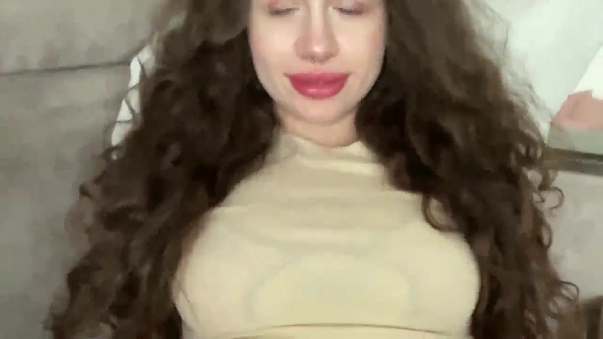 Gallery image thumbnail from CurlyDream's myfreecams stream on, 02/11/2026, 13:37 image 8 of 20