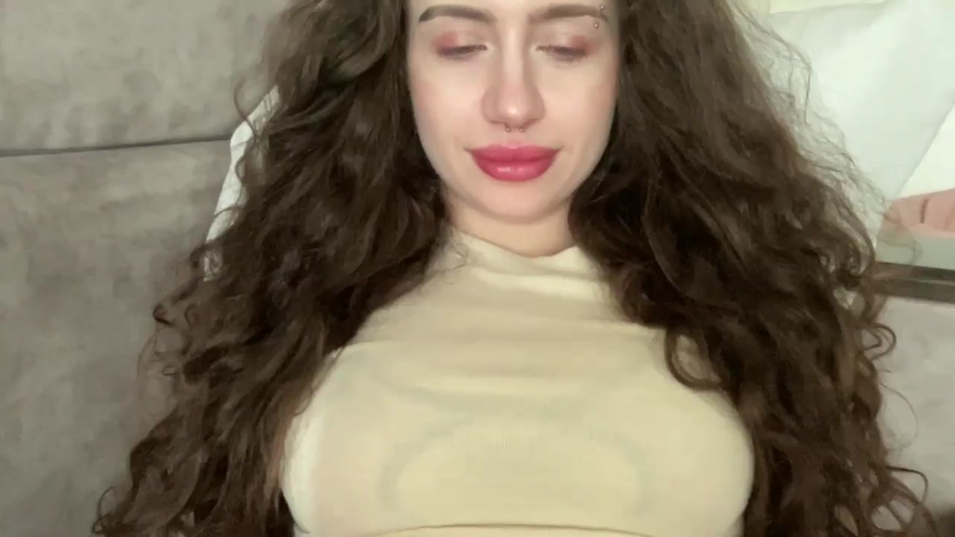 Gallery image thumbnail from CurlyDream's myfreecams stream on, 02/11/2026, 13:37 image 7 of 20