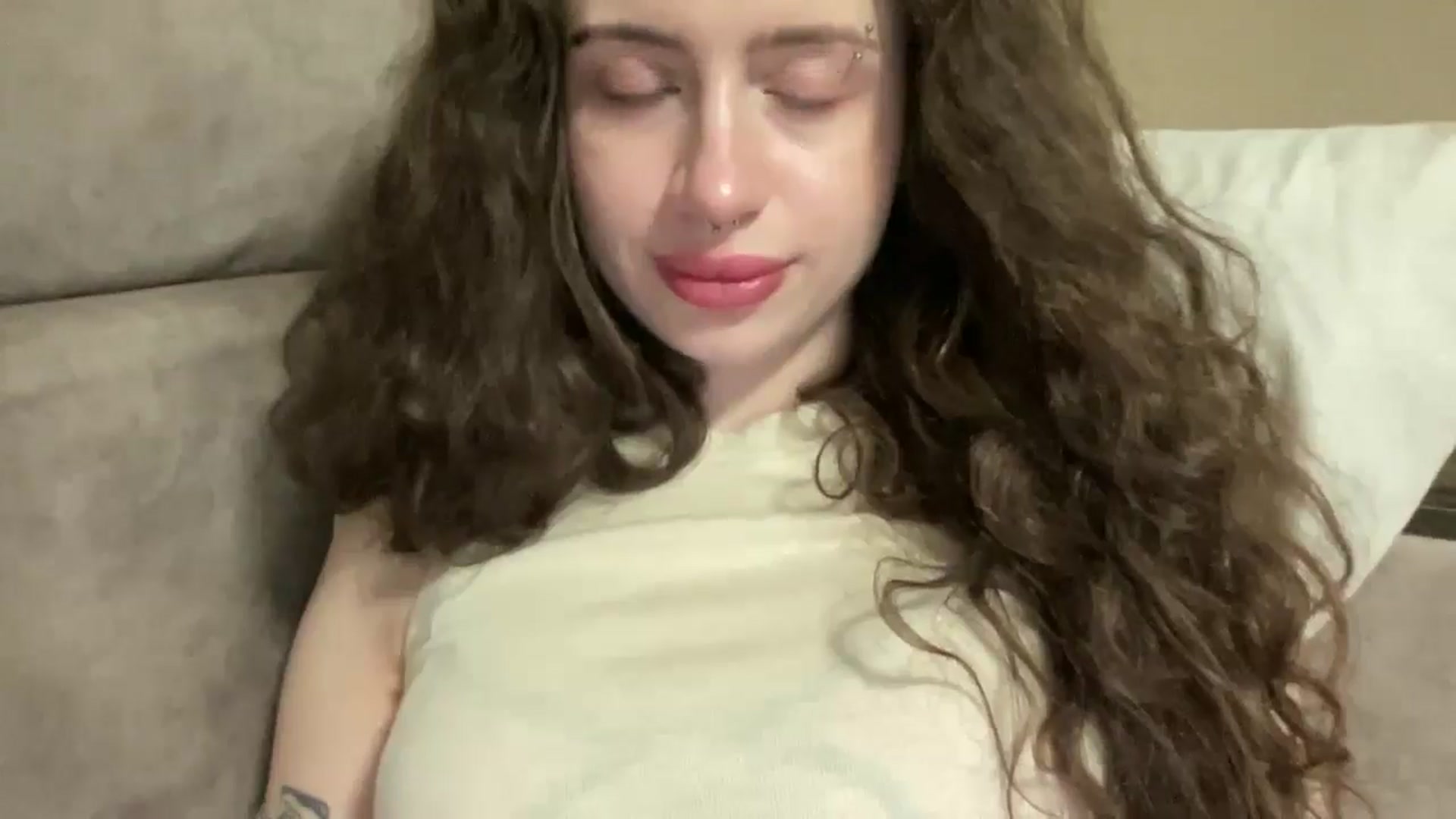Gallery image thumbnail from CurlyDream's myfreecams stream on, 02/11/2026, 19:14 image 10 of 20