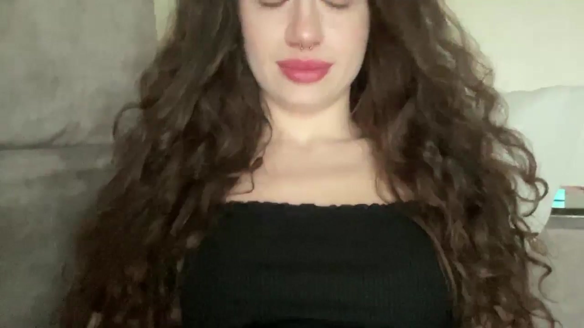 Gallery image thumbnail from CurlyDream's myfreecams stream on, 02/12/2026, 11:12 image 10 of 20