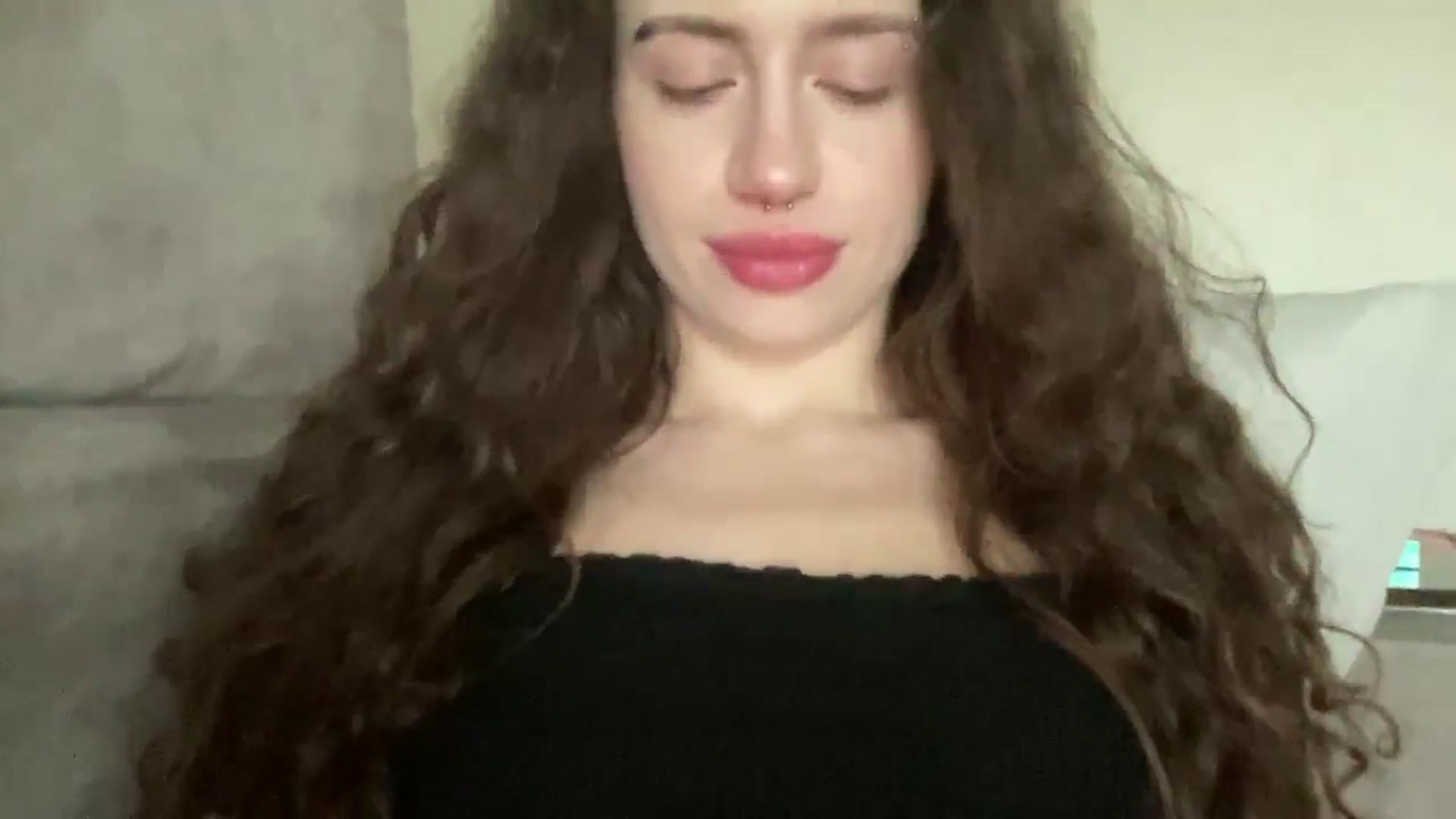 Gallery image thumbnail from CurlyDream's myfreecams stream on, 02/12/2026, 11:12 image 15 of 20