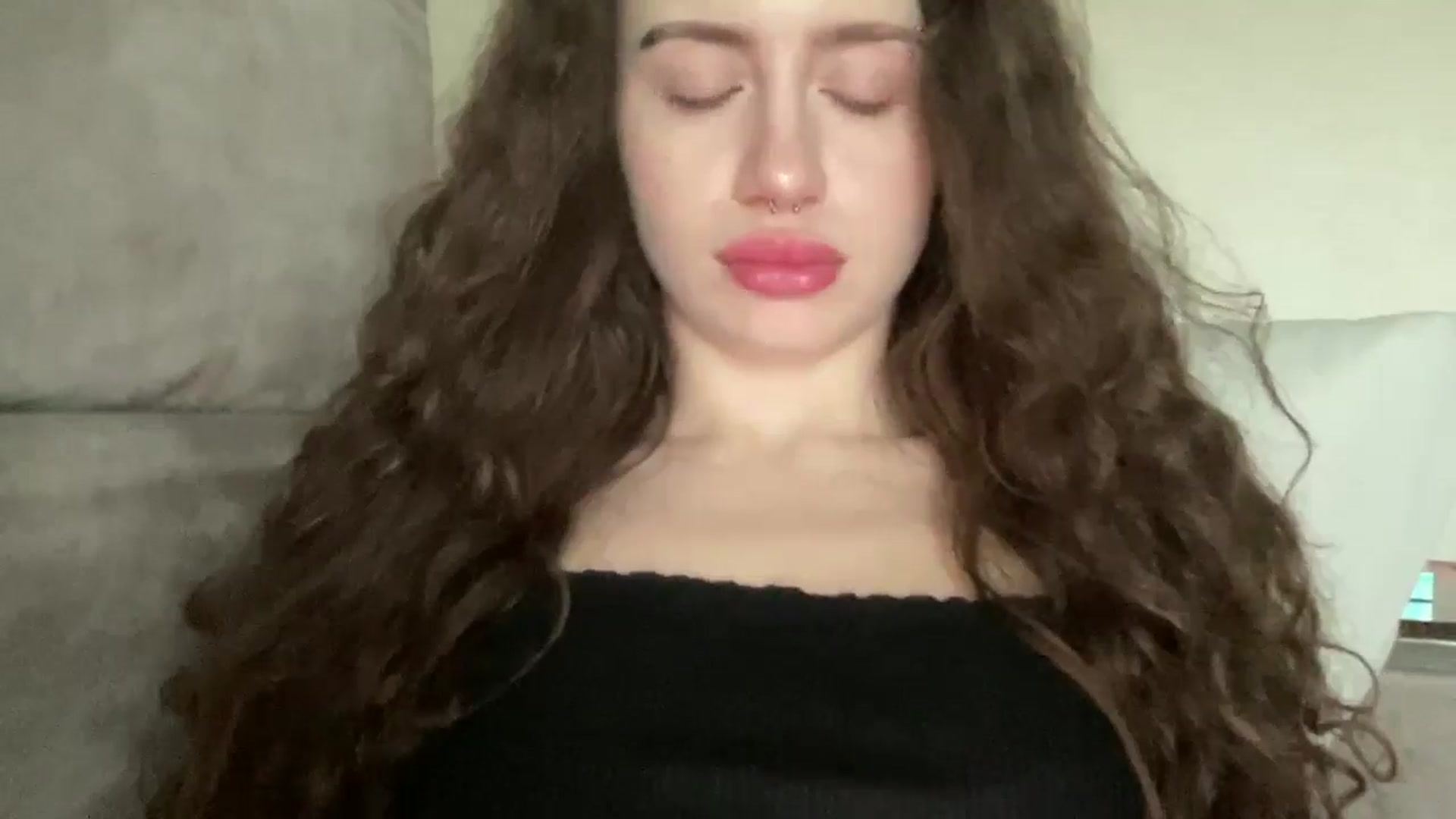 Gallery image thumbnail from CurlyDream's myfreecams stream on, 02/12/2026, 11:12 image 16 of 20