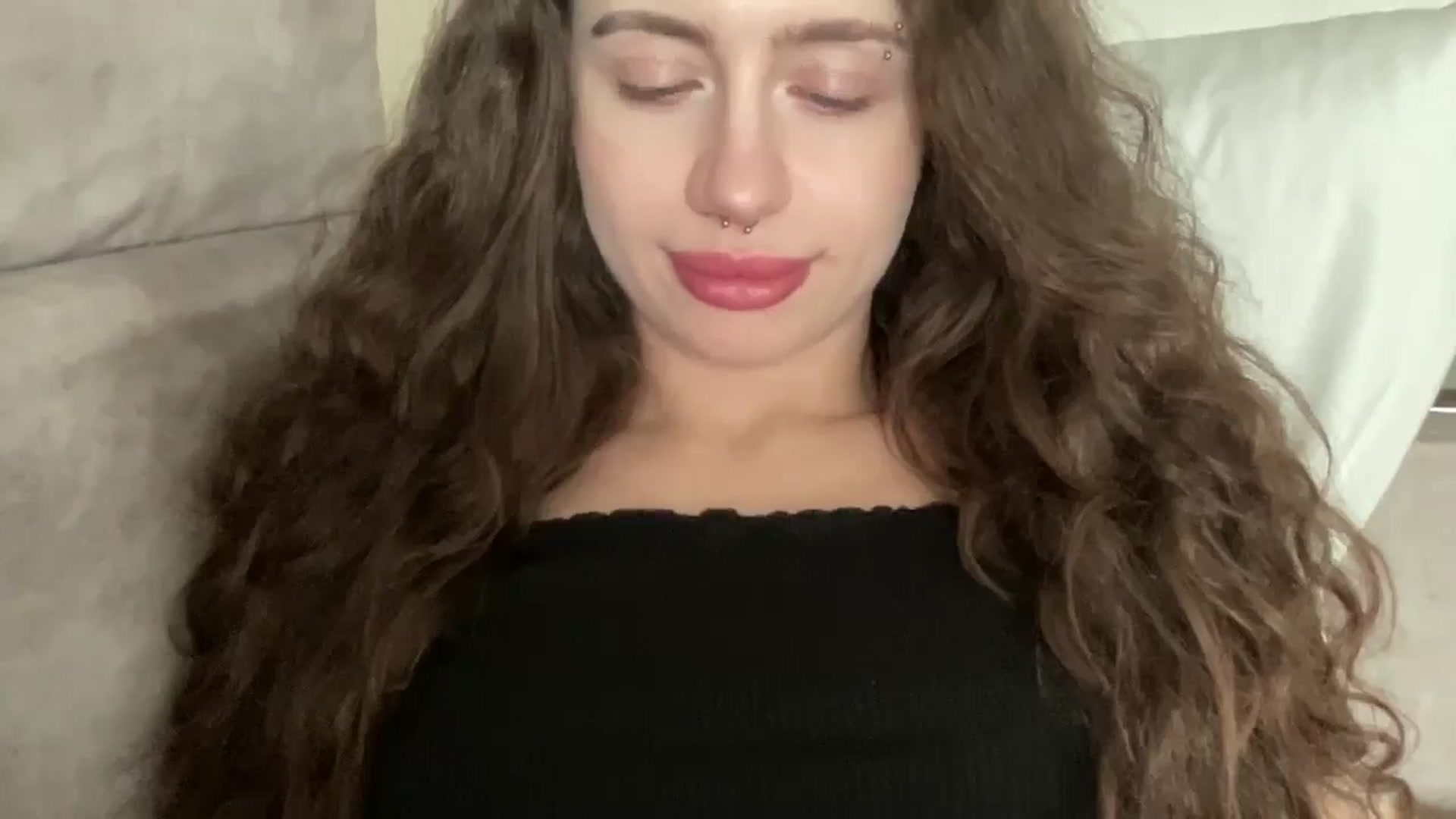 Gallery image thumbnail from CurlyDream's myfreecams stream on, 02/12/2026, 13:23 image 19 of 20