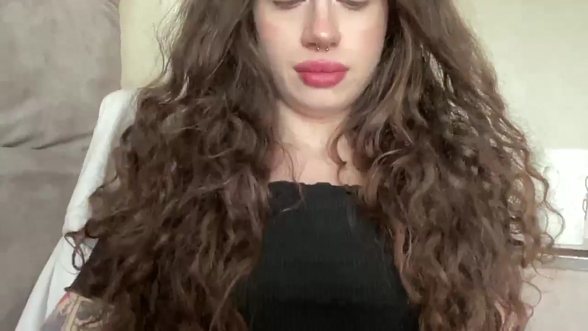 Gallery image thumbnail from CurlyDream's myfreecams stream on, 02/17/2026, 12:31 image 16 of 20