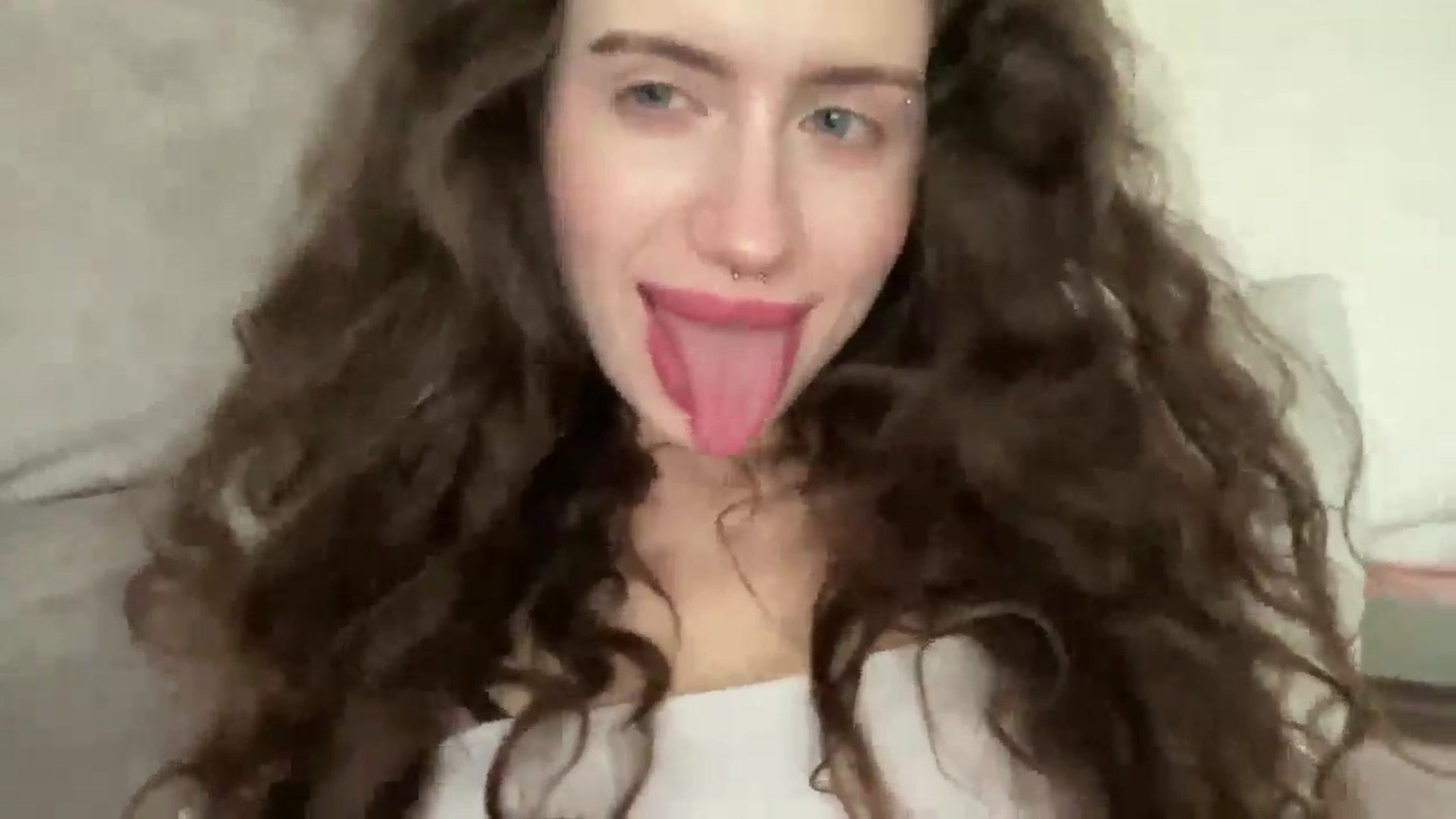 Gallery image thumbnail from CurlyDream's myfreecams stream on, 02/22/2026, 11:00 image 12 of 20