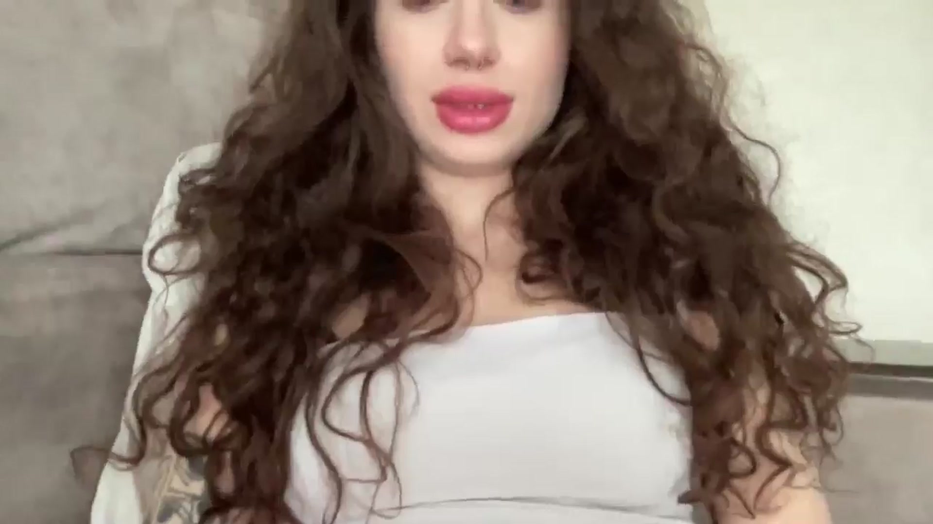 Gallery image thumbnail from CurlyDream's myfreecams stream on, 02/22/2026, 11:00 image 3 of 20