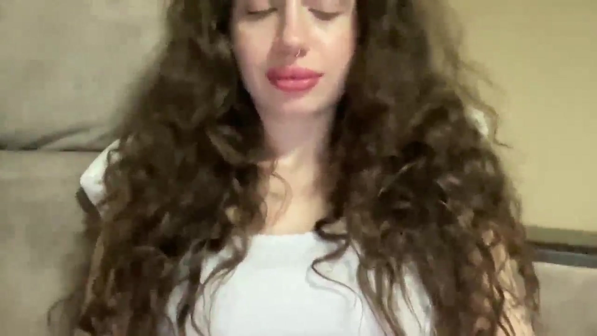 Gallery image thumbnail from CurlyDream's myfreecams stream on, 02/22/2026, 20:11 image 7 of 20