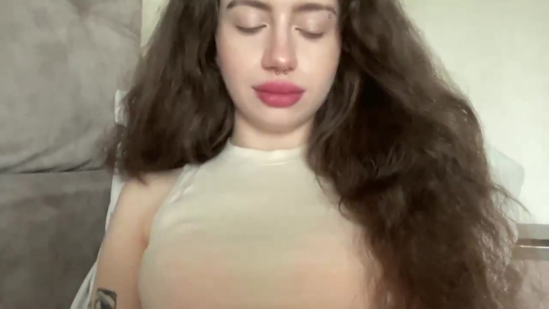 Gallery image thumbnail from CurlyDream's myfreecams stream on, 02/24/2026, 10:25 image 6 of 20
