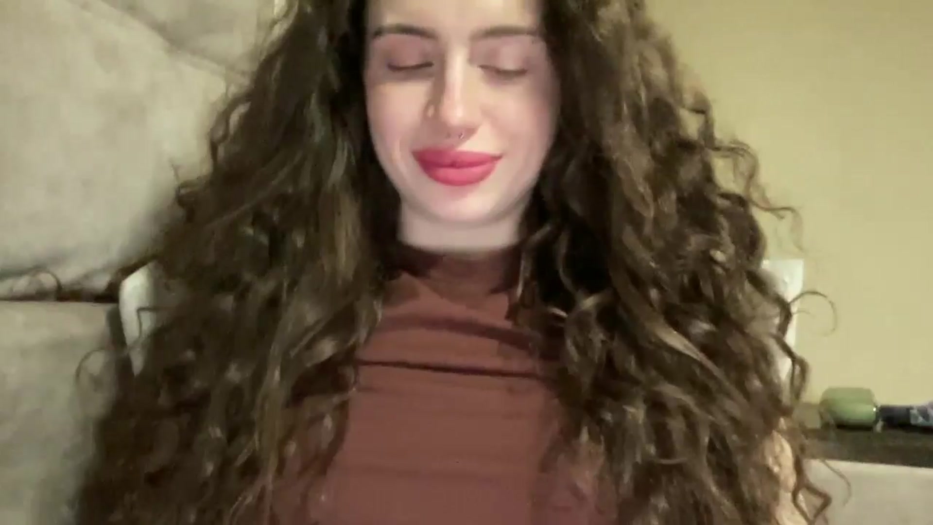 Gallery image thumbnail from CurlyDream's myfreecams stream on, 02/25/2026, 20:34 image 3 of 20
