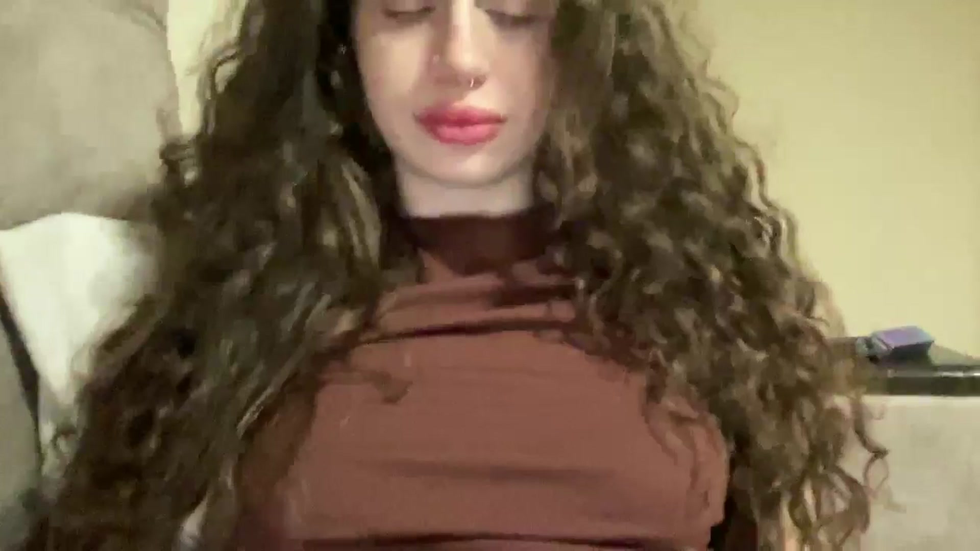 Gallery image thumbnail from CurlyDream's myfreecams stream on, 02/25/2026, 20:34 image 16 of 20