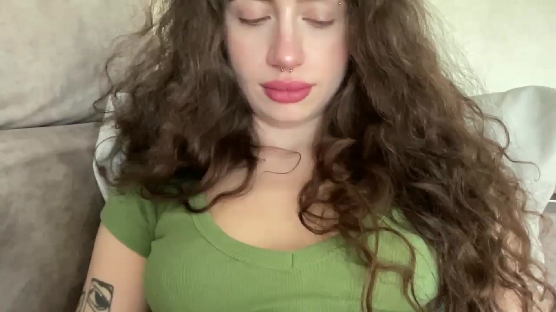 Gallery image thumbnail from CurlyDream's myfreecams stream on, 02/26/2026, 14:32 image 4 of 20