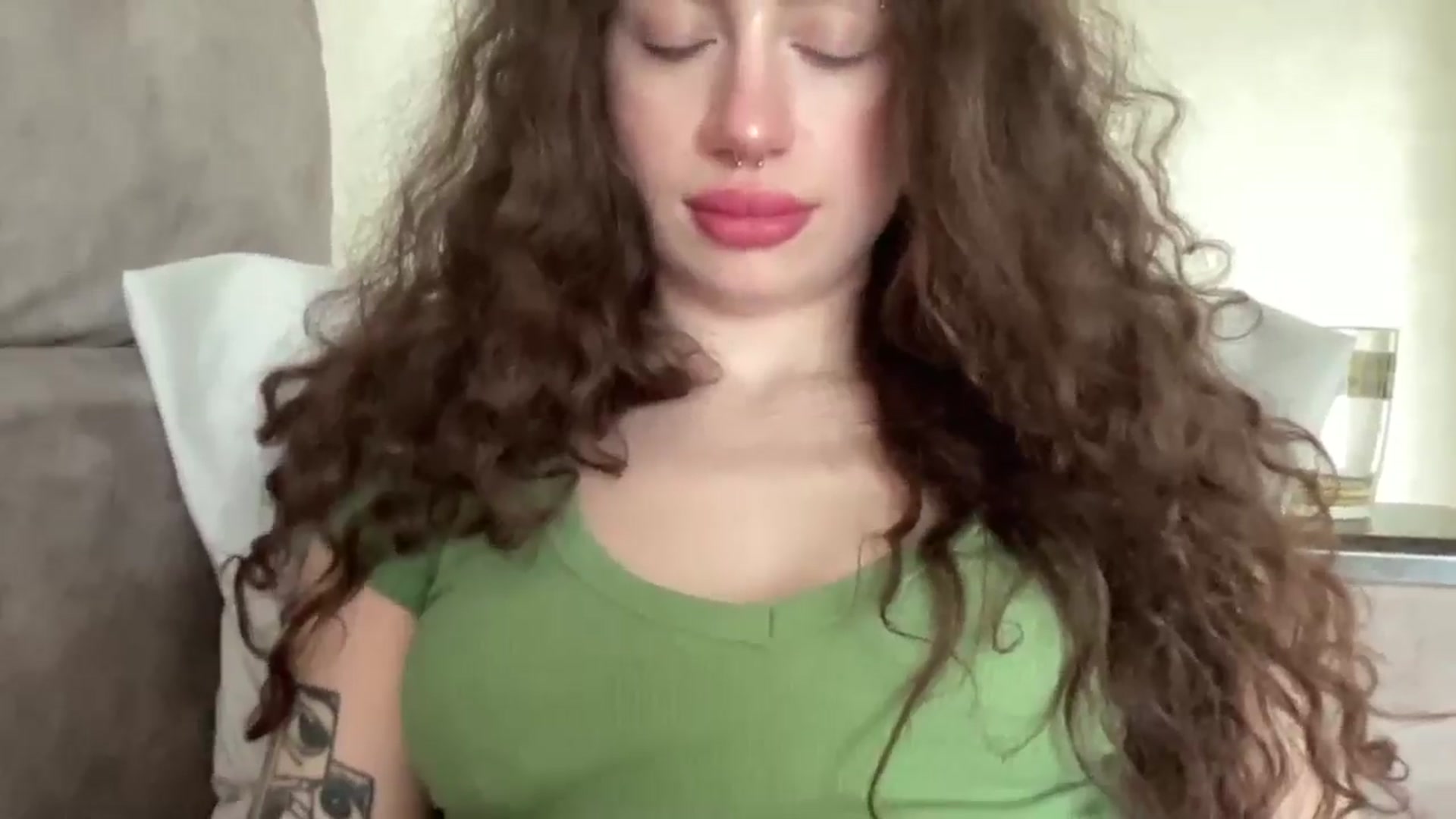 Gallery image thumbnail from CurlyDream's myfreecams stream on, 02/26/2026, 14:32 image 17 of 20