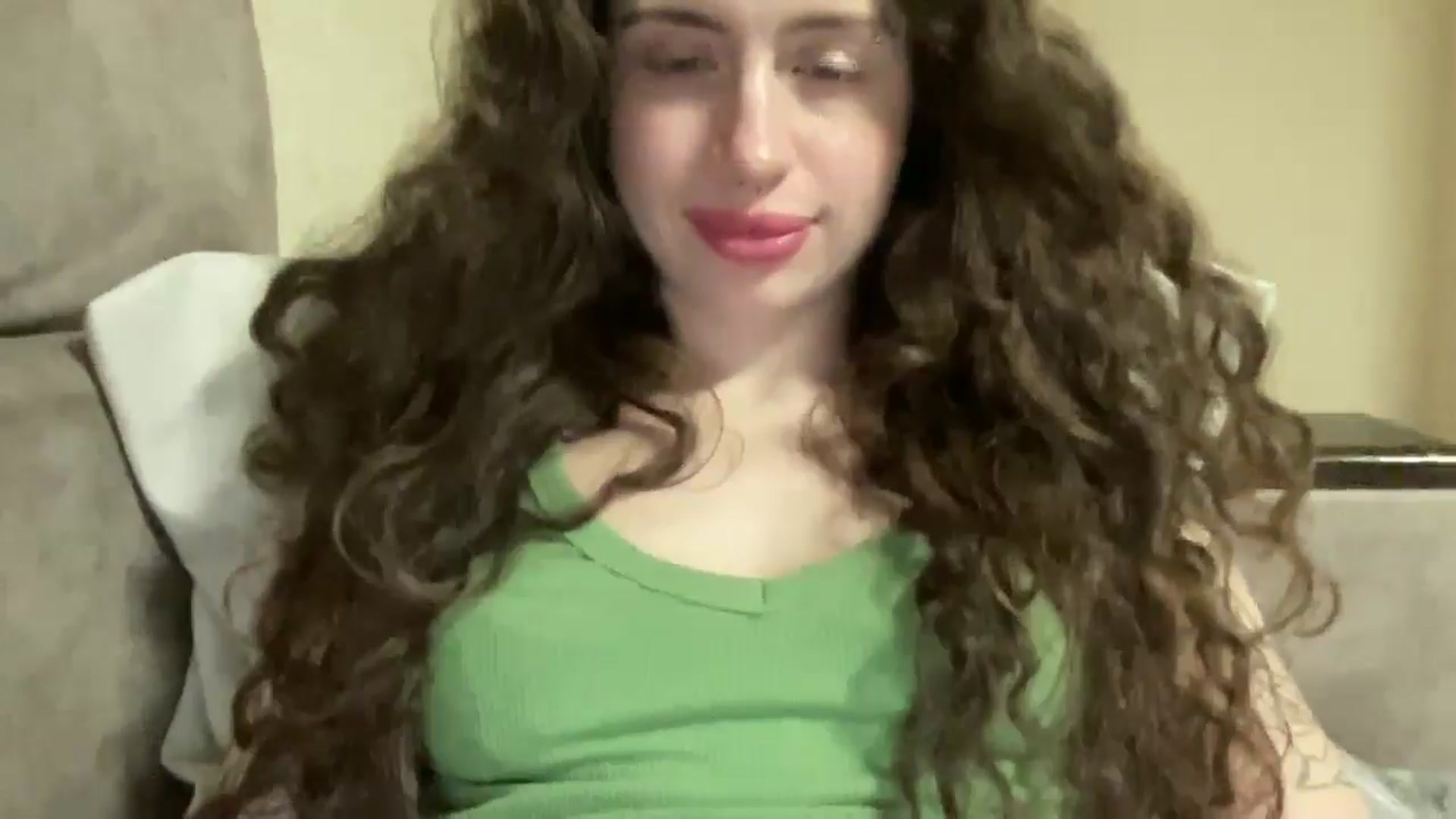 Gallery image thumbnail from CurlyDream's myfreecams stream on, 02/26/2026, 19:03 image 9 of 20
