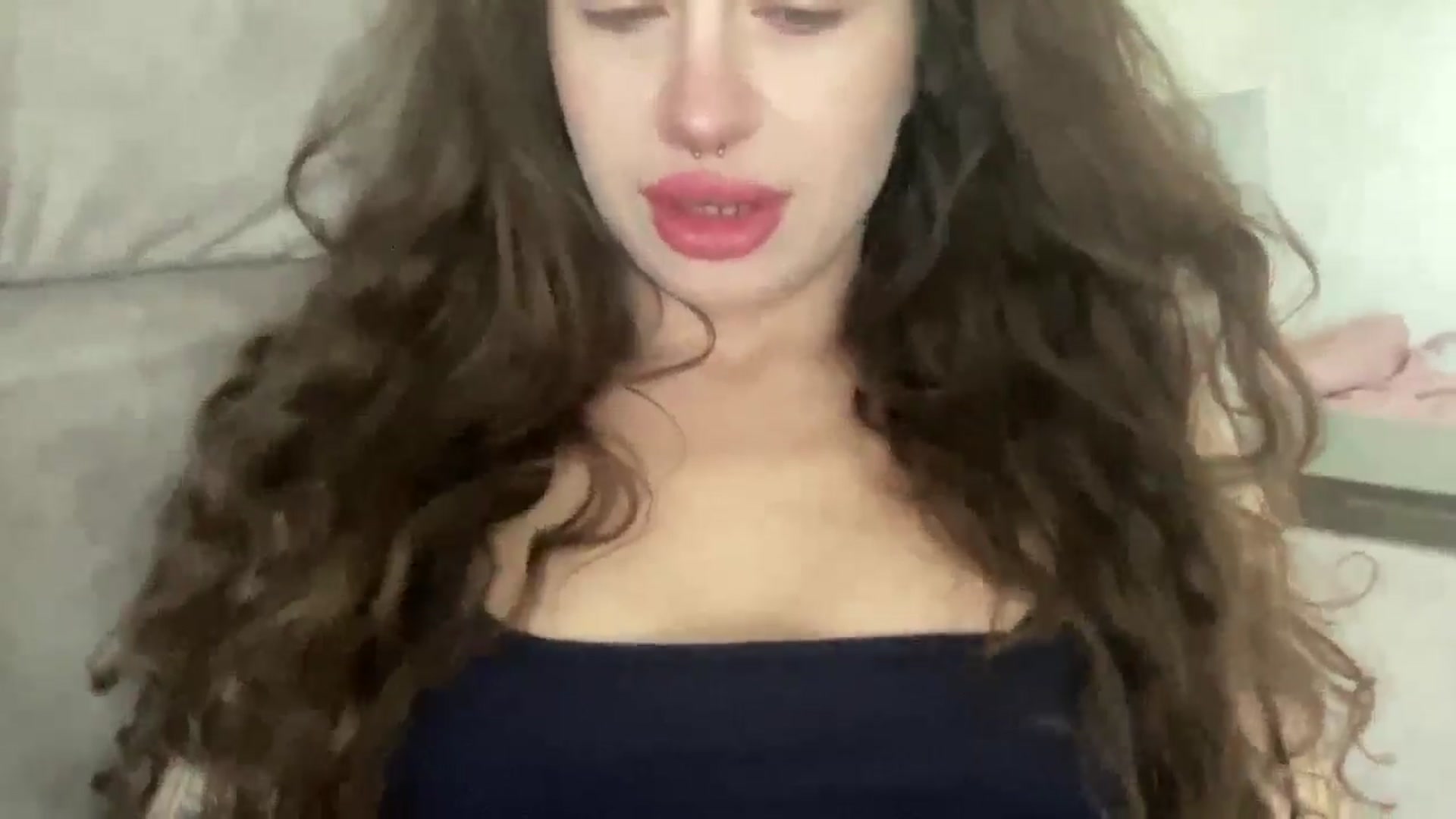 Gallery image thumbnail from CurlyDream's myfreecams stream on, 03/06/2026, 07:51 image 3 of 20