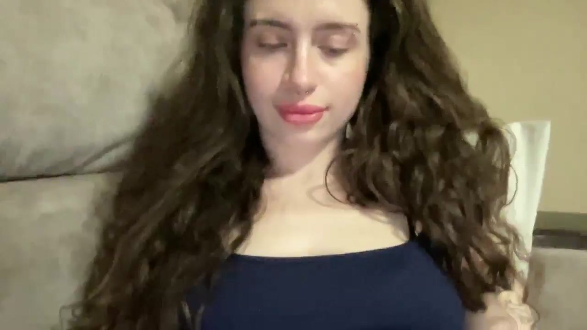Gallery image thumbnail from CurlyDream's myfreecams stream on, 03/06/2026, 18:08 image 3 of 20