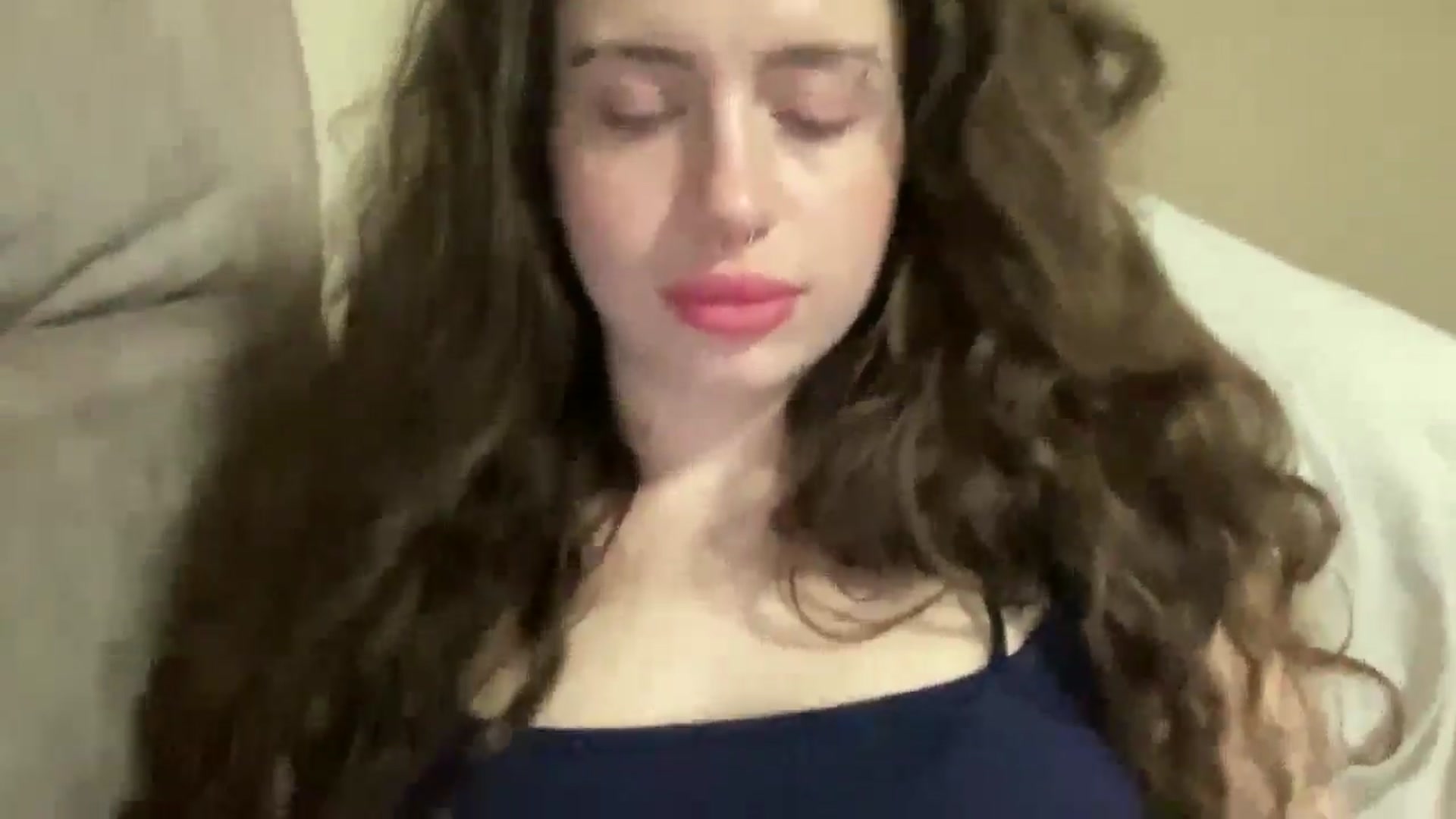 Gallery image thumbnail from CurlyDream's myfreecams stream on, 03/06/2026, 18:08 image 13 of 20