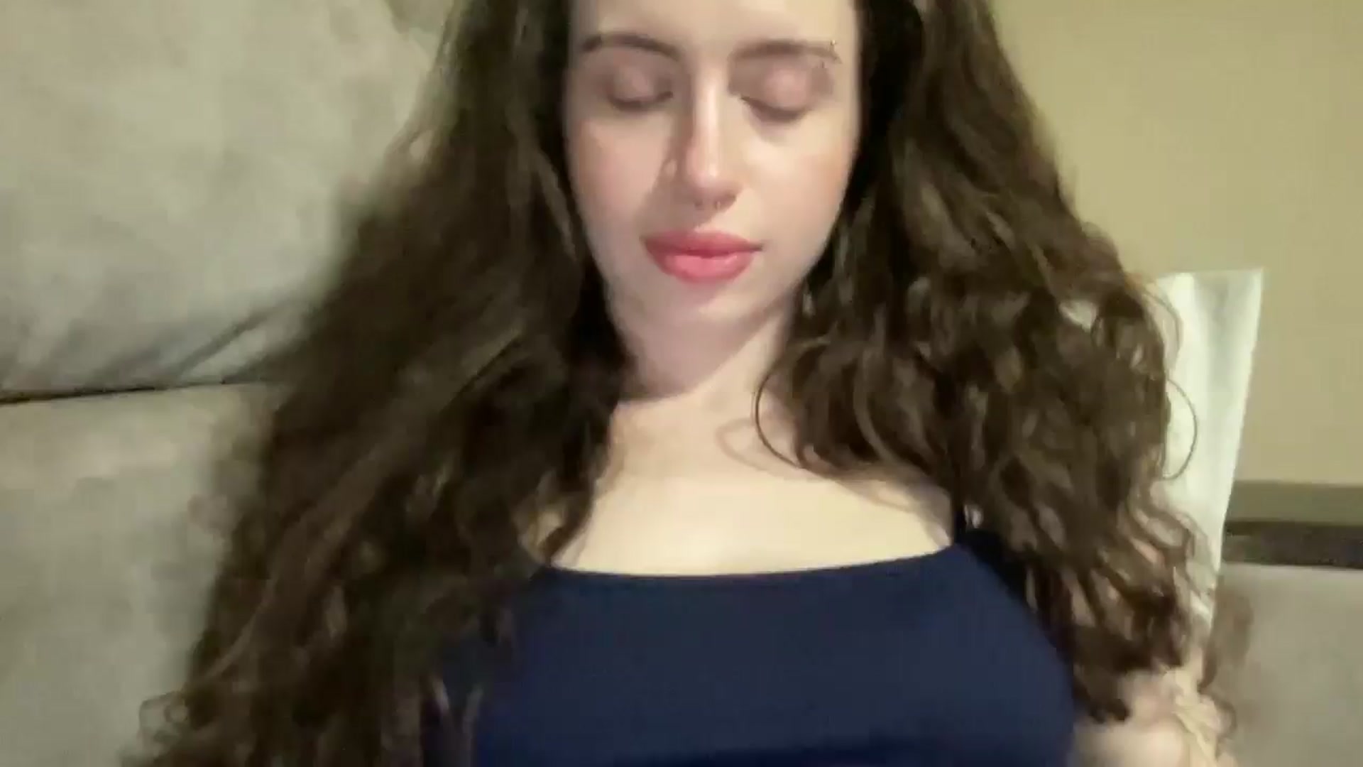 Gallery image thumbnail from CurlyDream's myfreecams stream on, 03/06/2026, 18:08 image 4 of 20