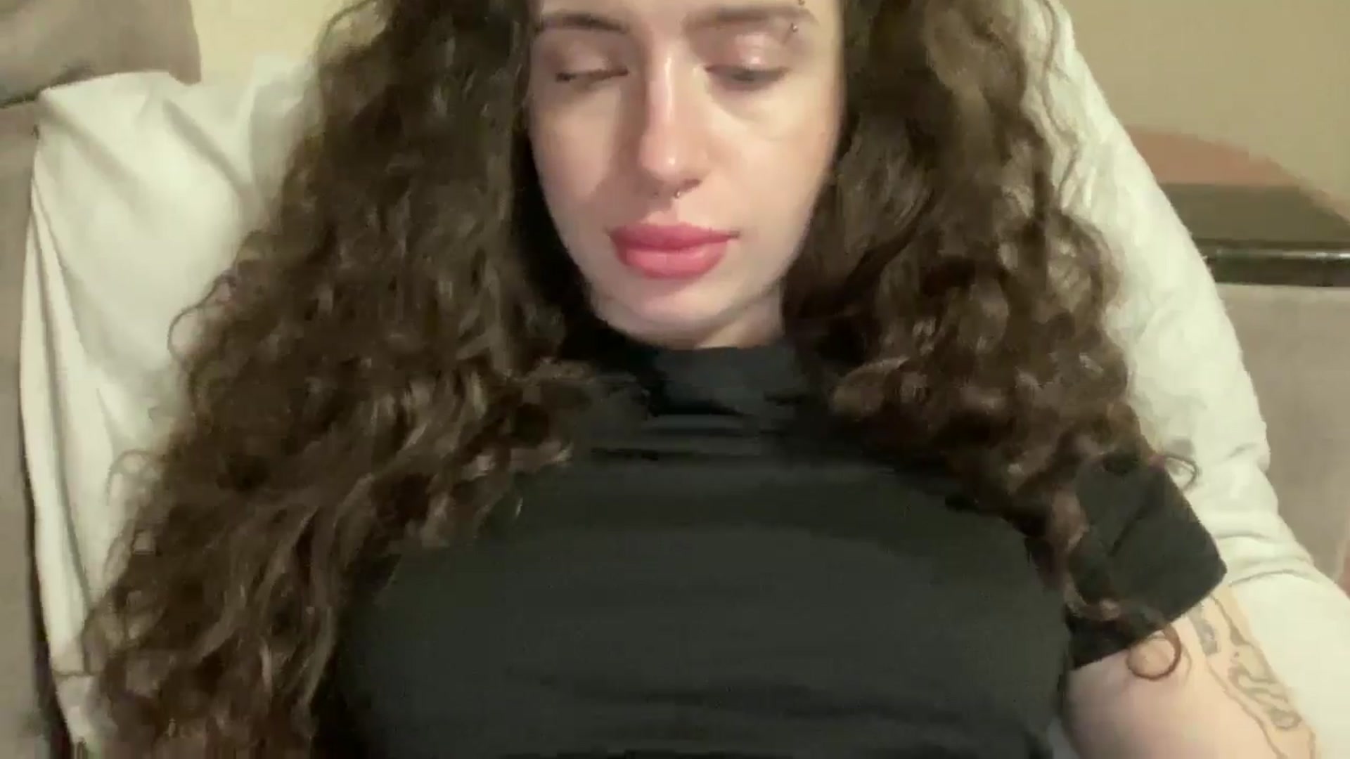 Gallery image thumbnail from CurlyDream's myfreecams stream on, 03/08/2026, 21:59 image 8 of 20