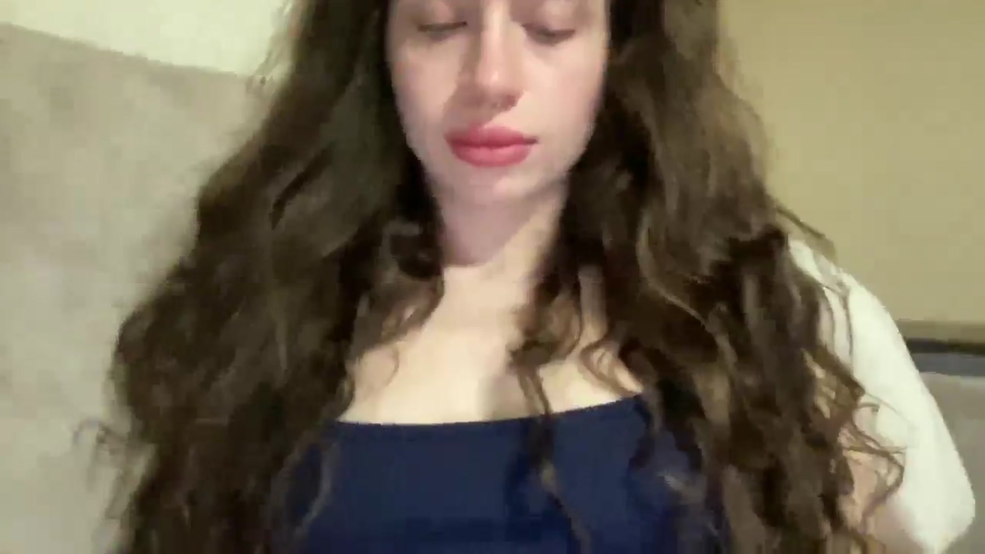 Gallery image thumbnail from CurlyDream's myfreecams stream on, 03/16/2026, 18:47 image 11 of 20