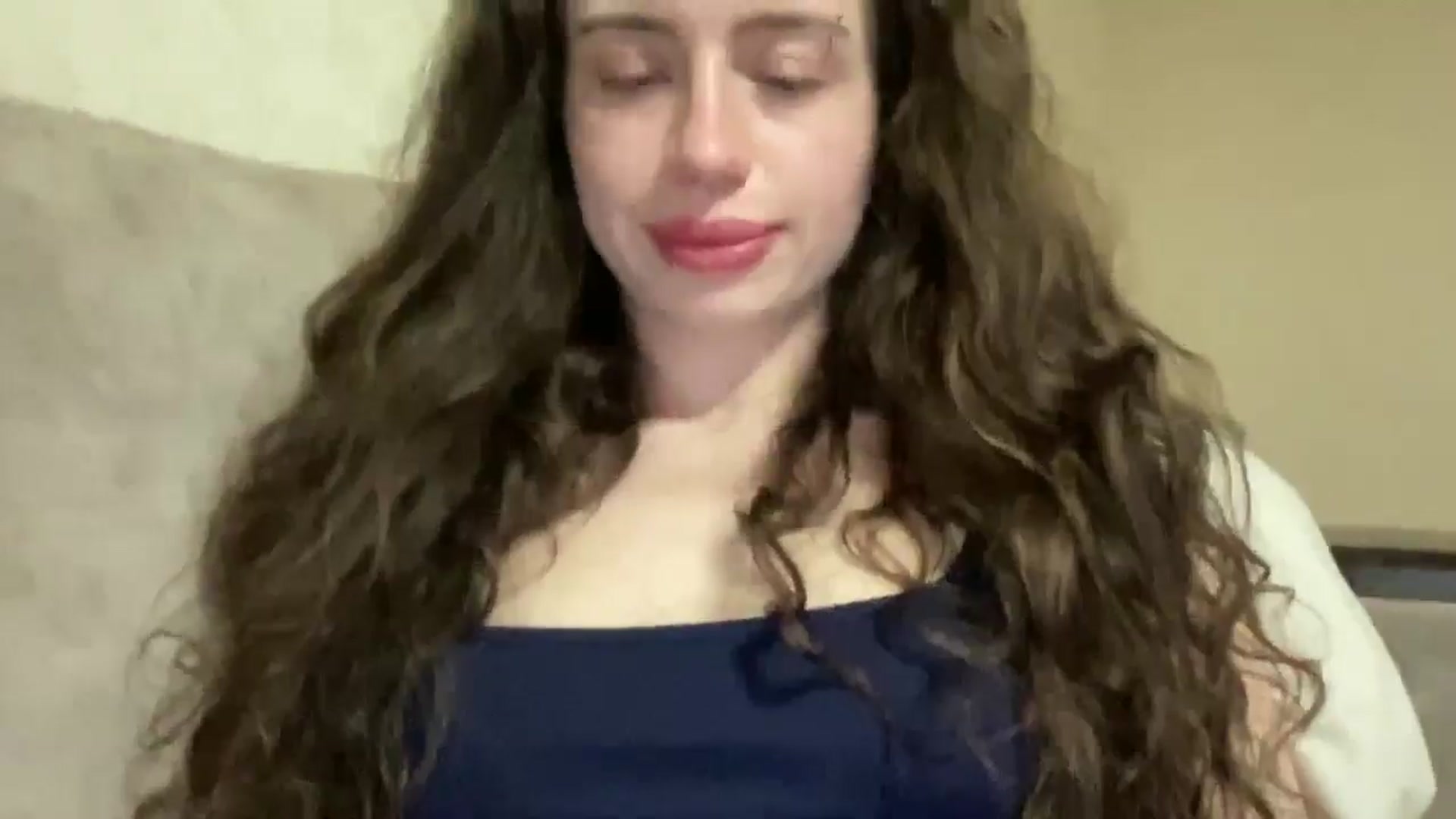 Gallery image thumbnail from CurlyDream's myfreecams stream on, 03/16/2026, 18:47 image 6 of 20