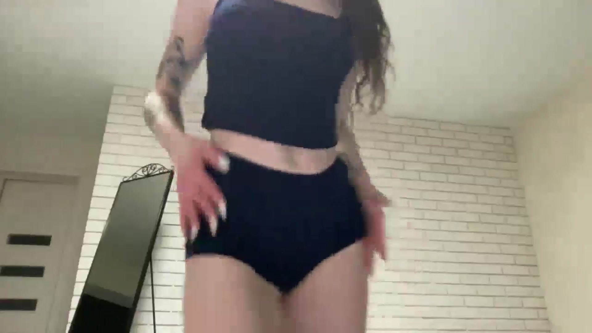 Gallery image thumbnail from CurlyDream's myfreecams stream on, 03/16/2026, 18:47 image 19 of 20
