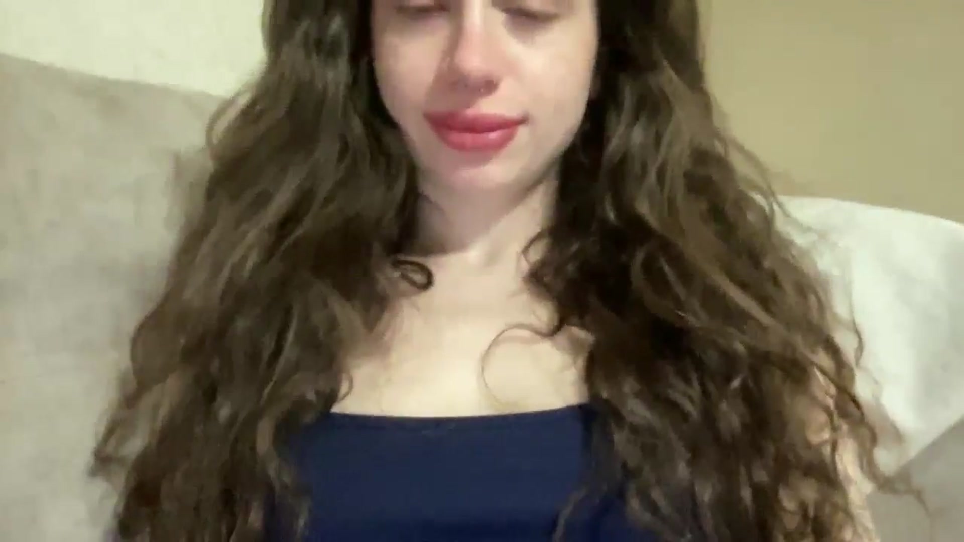 Gallery image thumbnail from CurlyDream's myfreecams stream on, 03/17/2026, 20:20 image 17 of 20