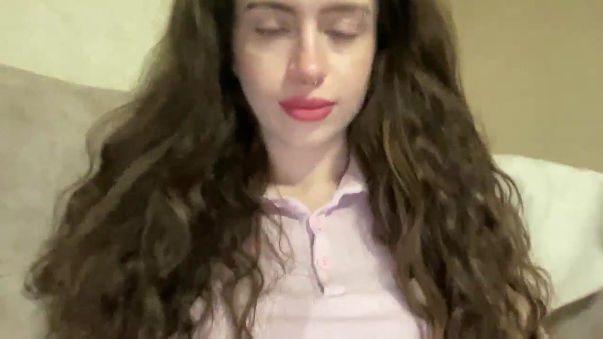 Gallery image thumbnail from CurlyDream's myfreecams stream on, 03/18/2026, 17:32 image 13 of 20