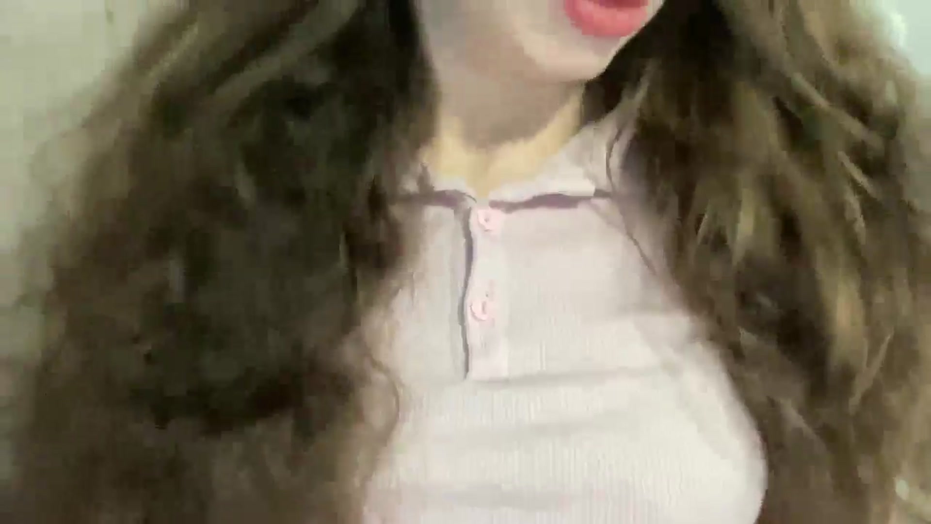 Gallery image thumbnail from CurlyDream's myfreecams stream on, 03/19/2026, 16:00 image 17 of 20