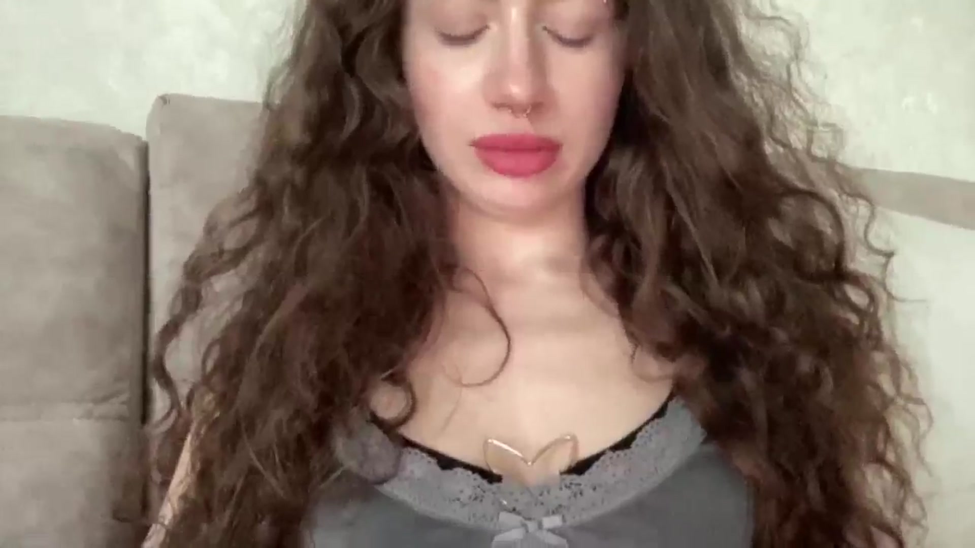 Gallery image thumbnail from CurlyDream's myfreecams stream on, 03/21/2026, 14:07 image 3 of 20