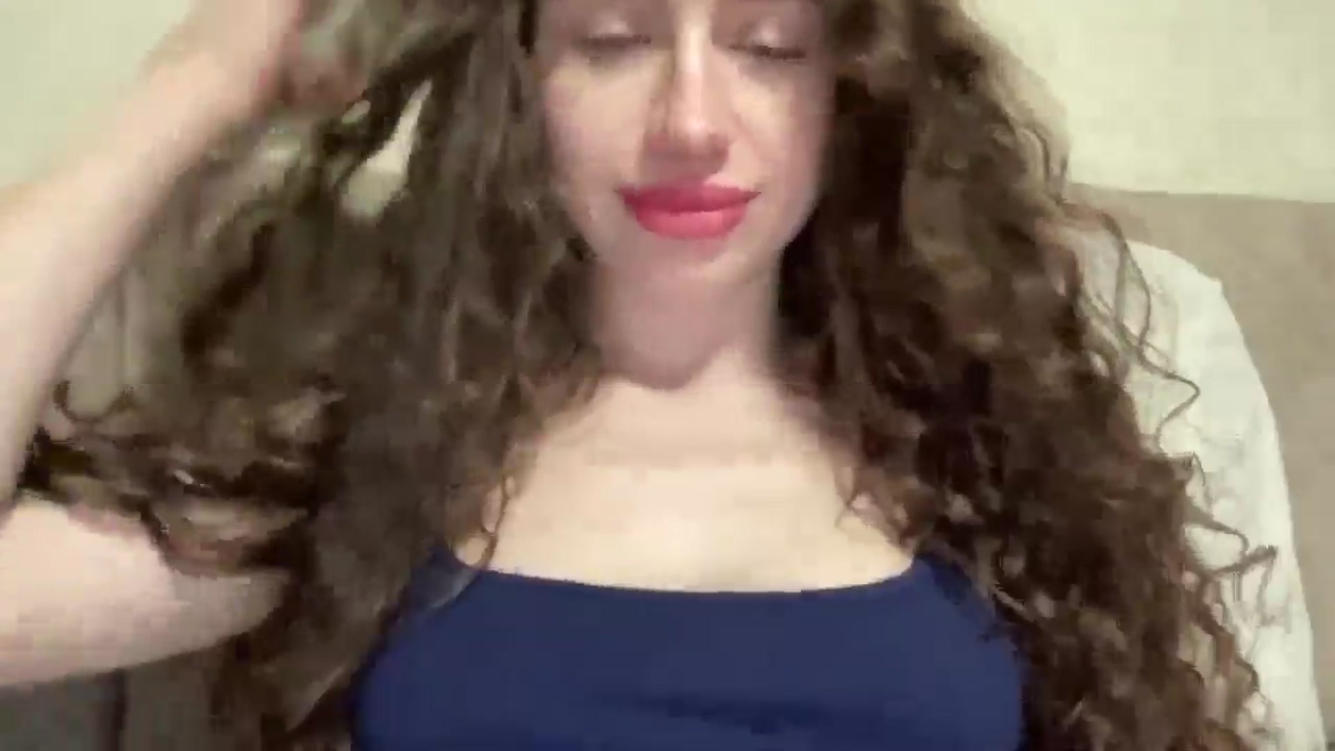 Gallery image thumbnail from CurlyDream's myfreecams stream on, 03/22/2026, 17:57 image 2 of 20