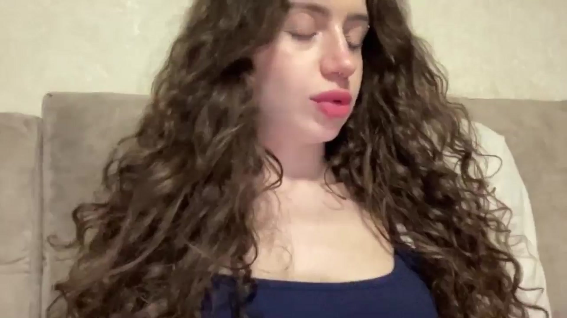 Gallery image thumbnail from CurlyDream's myfreecams stream on, 03/22/2026, 17:57 image 3 of 20