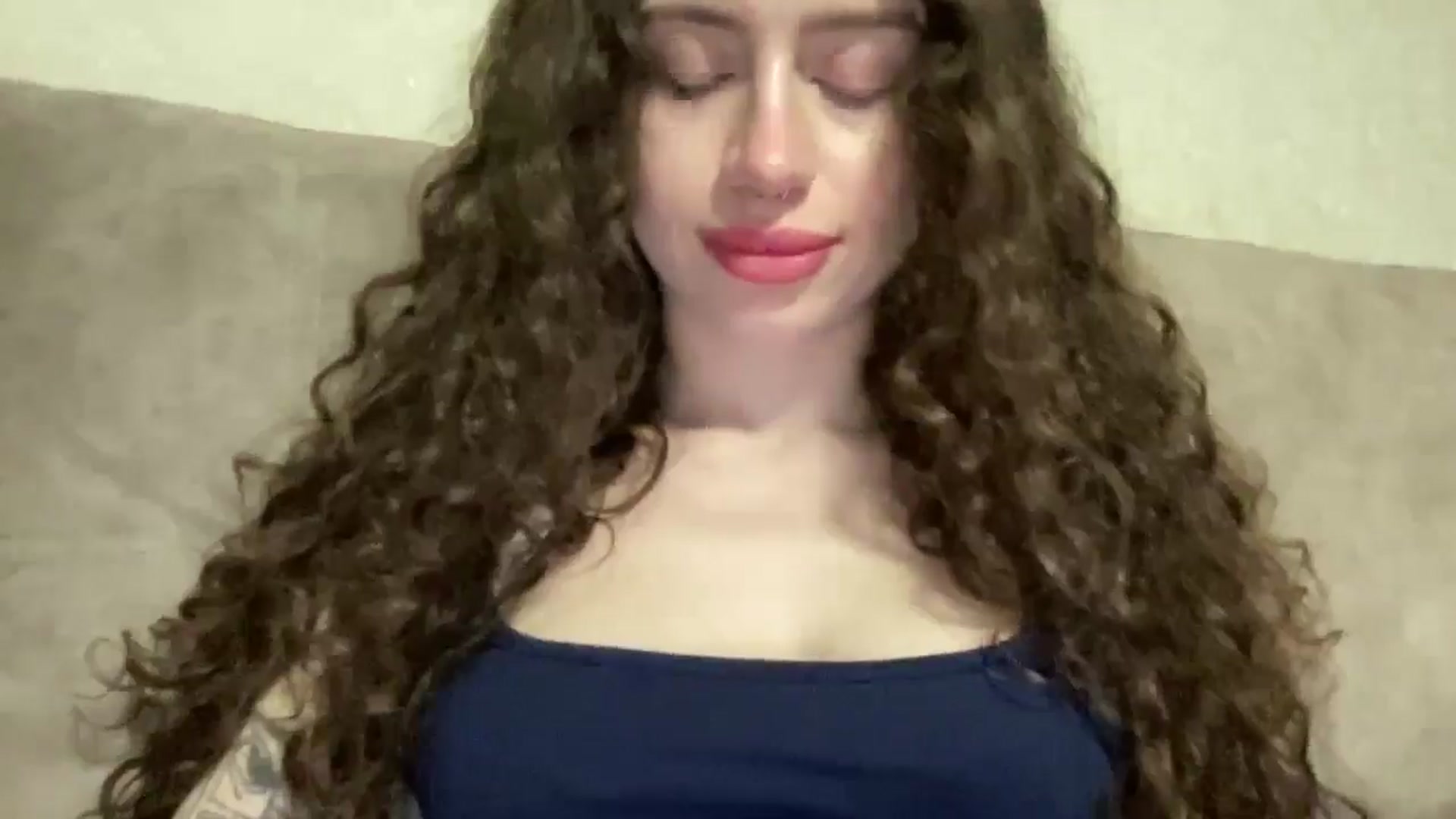 Gallery image thumbnail from CurlyDream's myfreecams stream on, 03/22/2026, 19:27 image 16 of 20