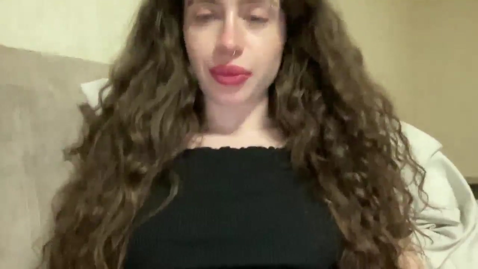 Gallery image thumbnail from CurlyDream's myfreecams stream on, 03/24/2026, 17:23 image 3 of 20
