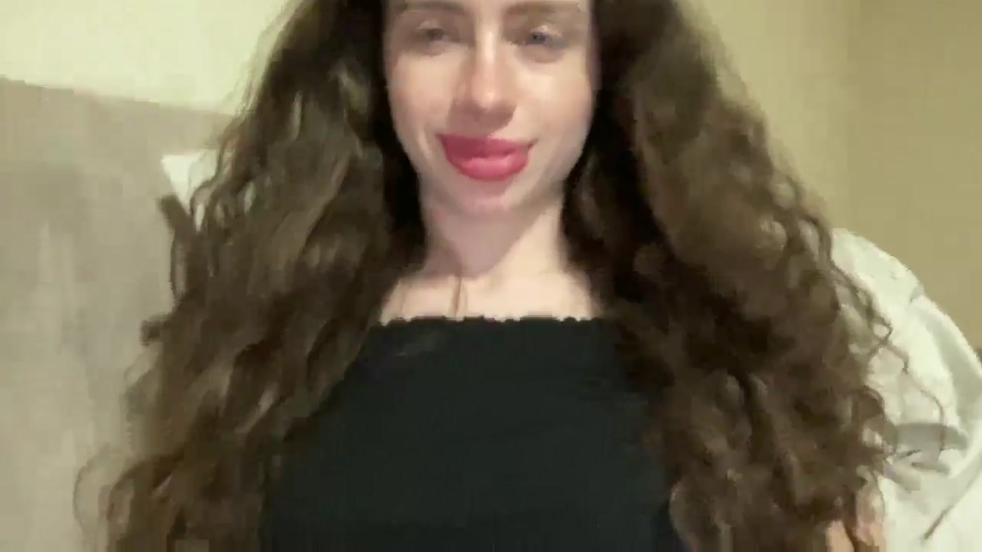 Gallery image thumbnail from CurlyDream's myfreecams stream on, 03/24/2026, 17:23 image 8 of 20
