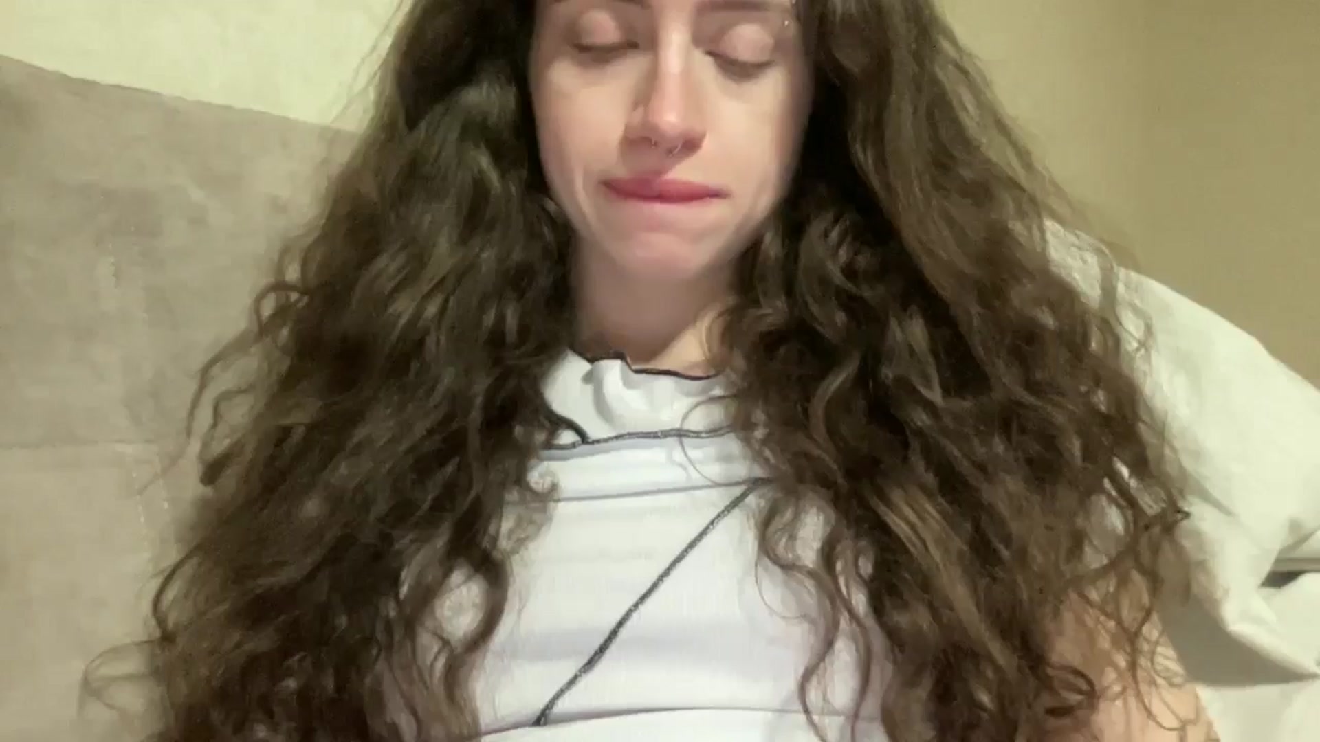 Gallery image thumbnail from CurlyDream's myfreecams stream on, 03/25/2026, 20:00 image 14 of 20