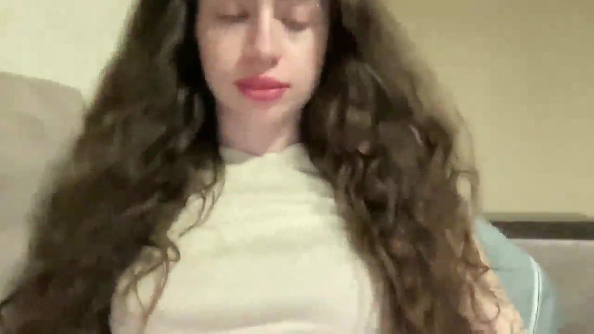 Gallery image thumbnail from CurlyDream's myfreecams stream on, 03/26/2026, 17:09 image 18 of 20