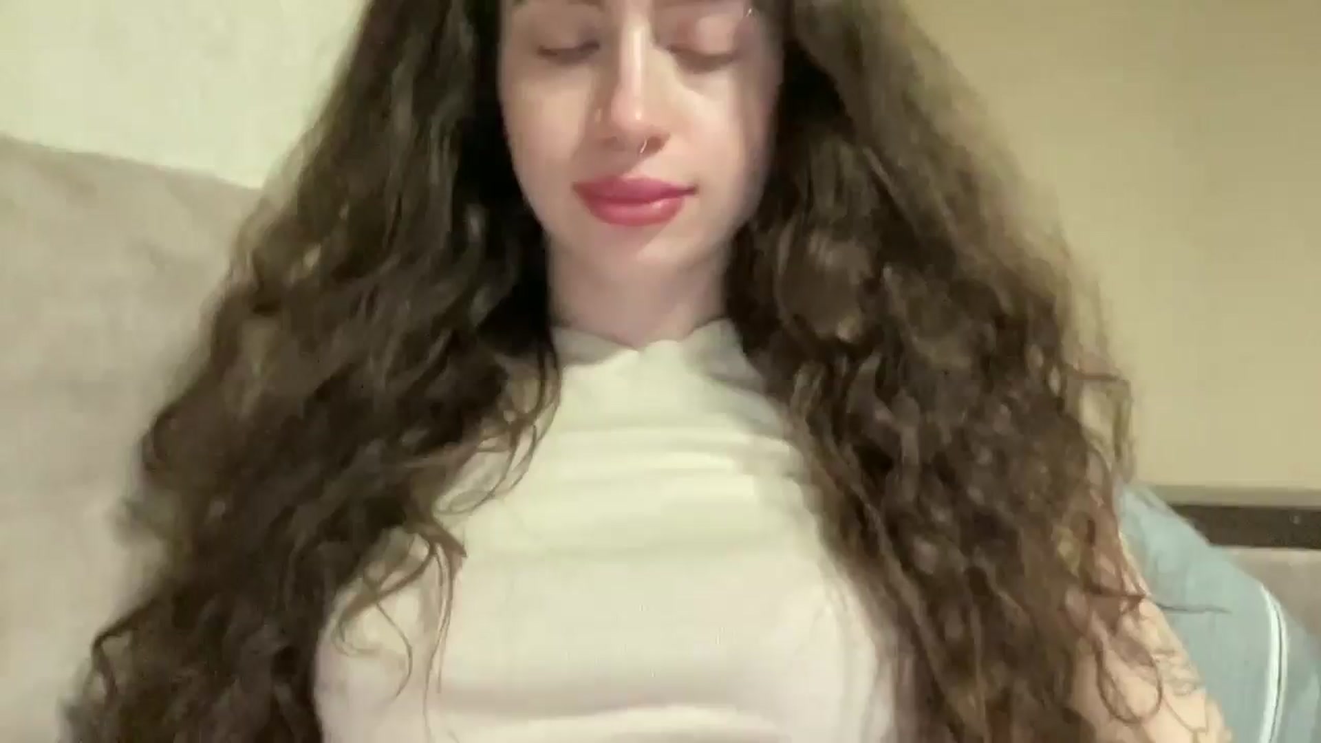 Gallery image thumbnail from CurlyDream's myfreecams stream on, 03/26/2026, 17:09 image 19 of 20