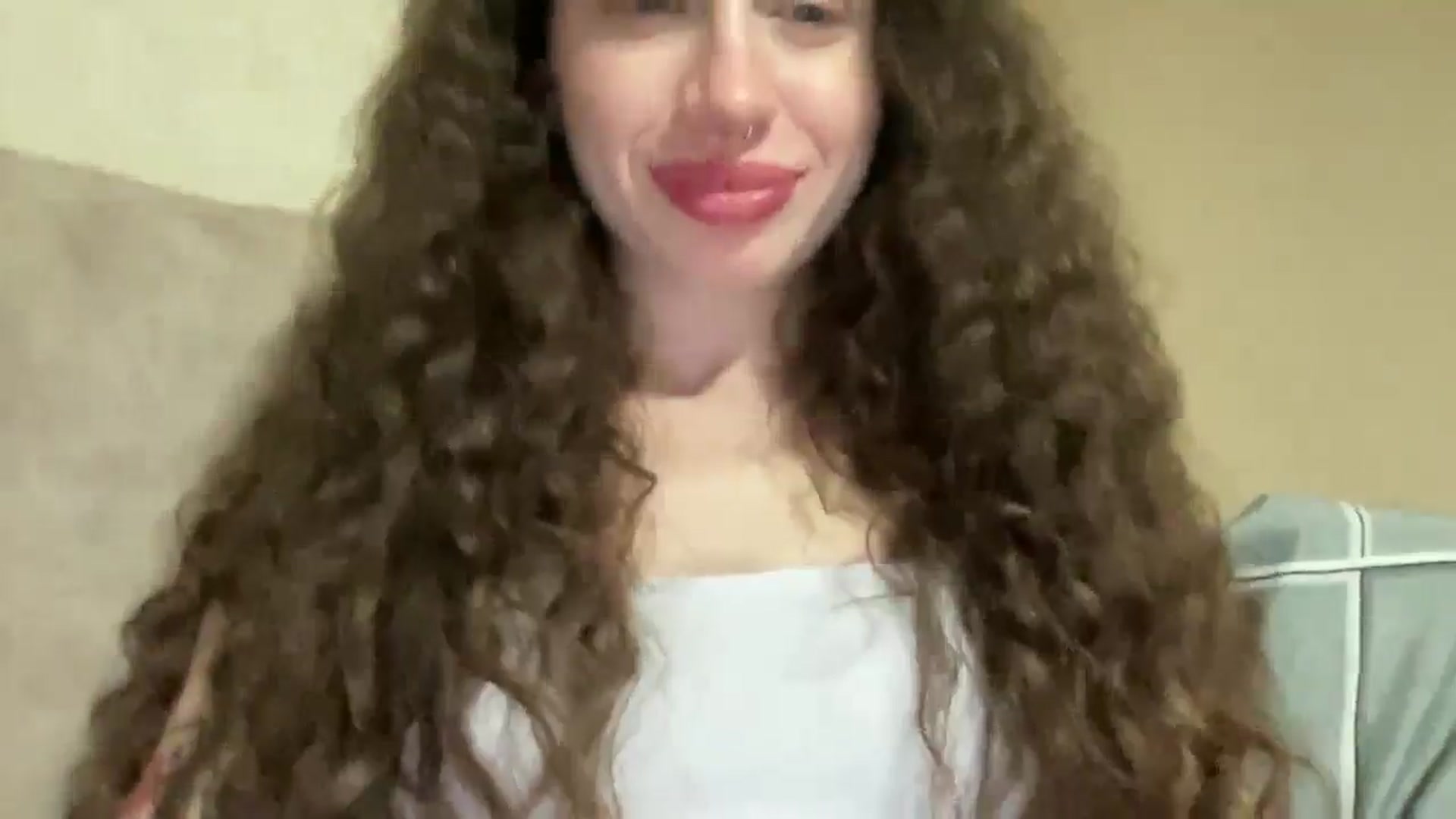 Gallery image thumbnail from CurlyDream's myfreecams stream on, 03/27/2026, 18:40 image 10 of 20