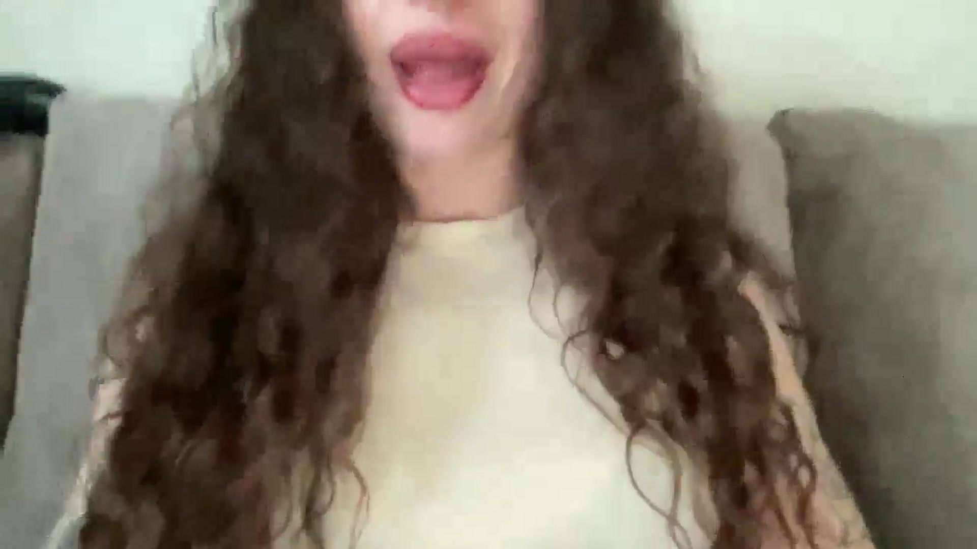 Gallery image thumbnail from CurlyDream's myfreecams stream on, 03/28/2026, 17:47 image 4 of 20